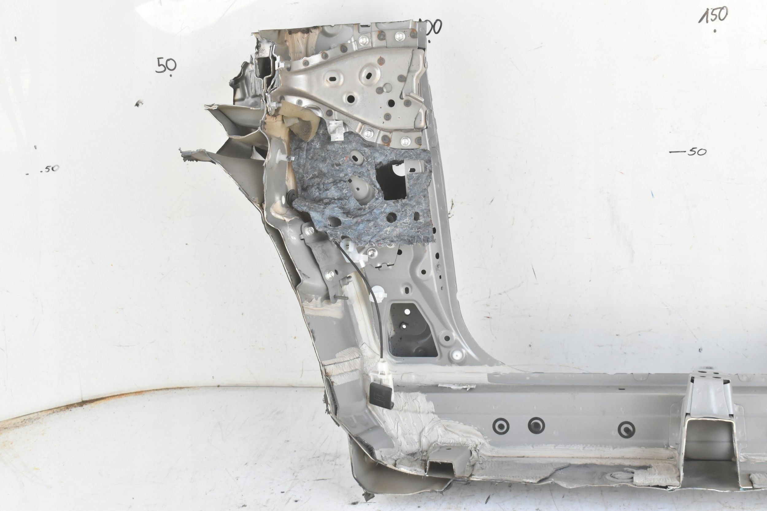 PRÓG SŁUPEK PRAWY PRZÓD TOYOTA C-HR CHR 2NK 16- Kolor srebrny