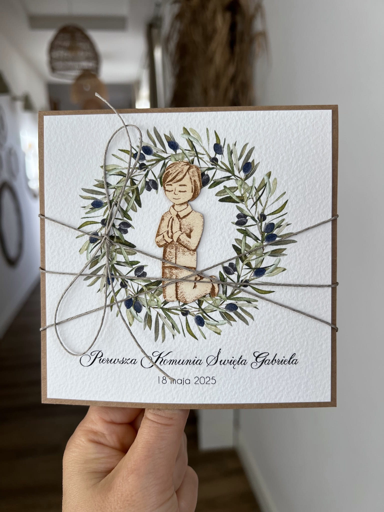 Originální ručně vyráběná pohlednice na svaté přijímání s personalizací a přáním