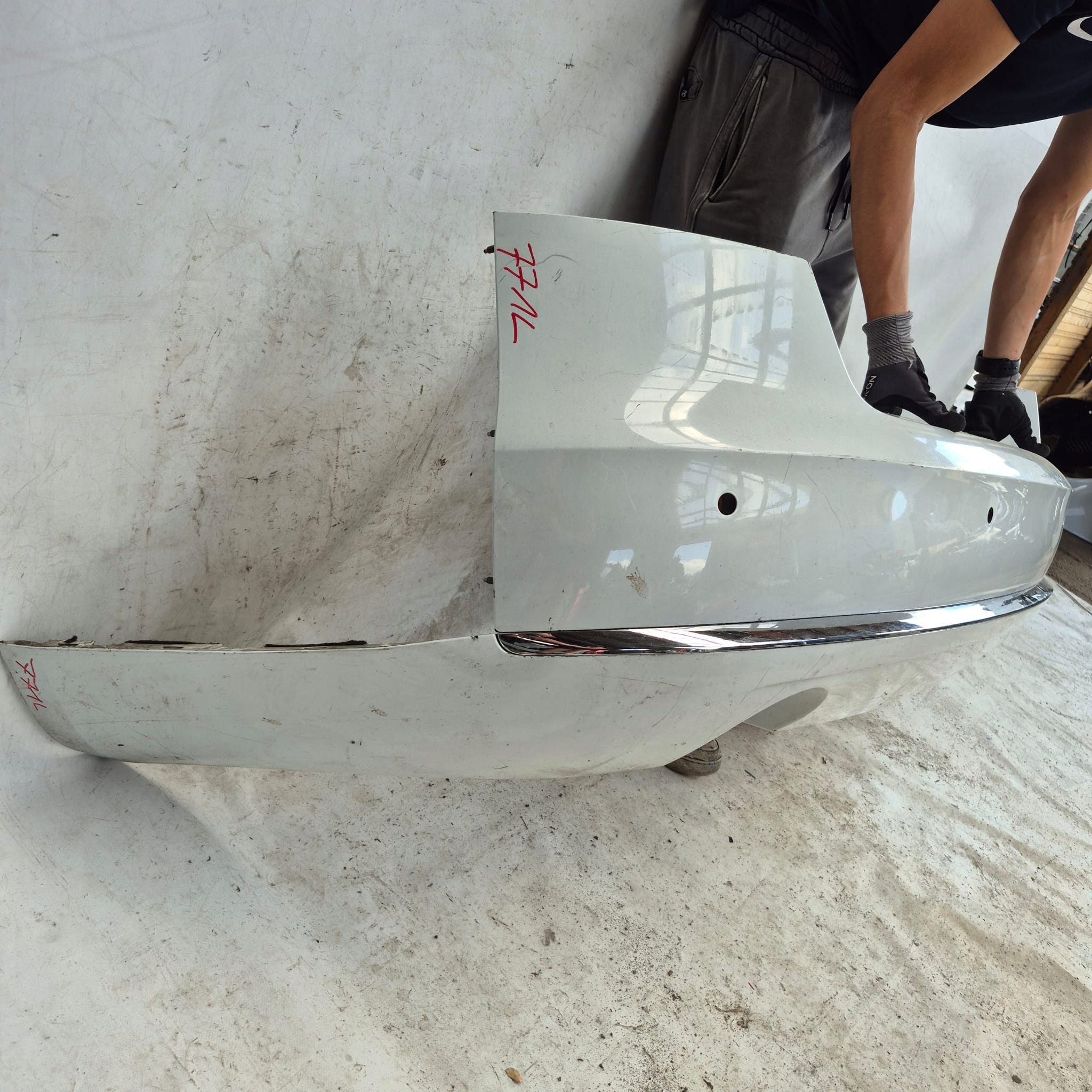 AUDI A8 4H 4H0 11- bumper rear part rear PDC CHROM 4H0807511