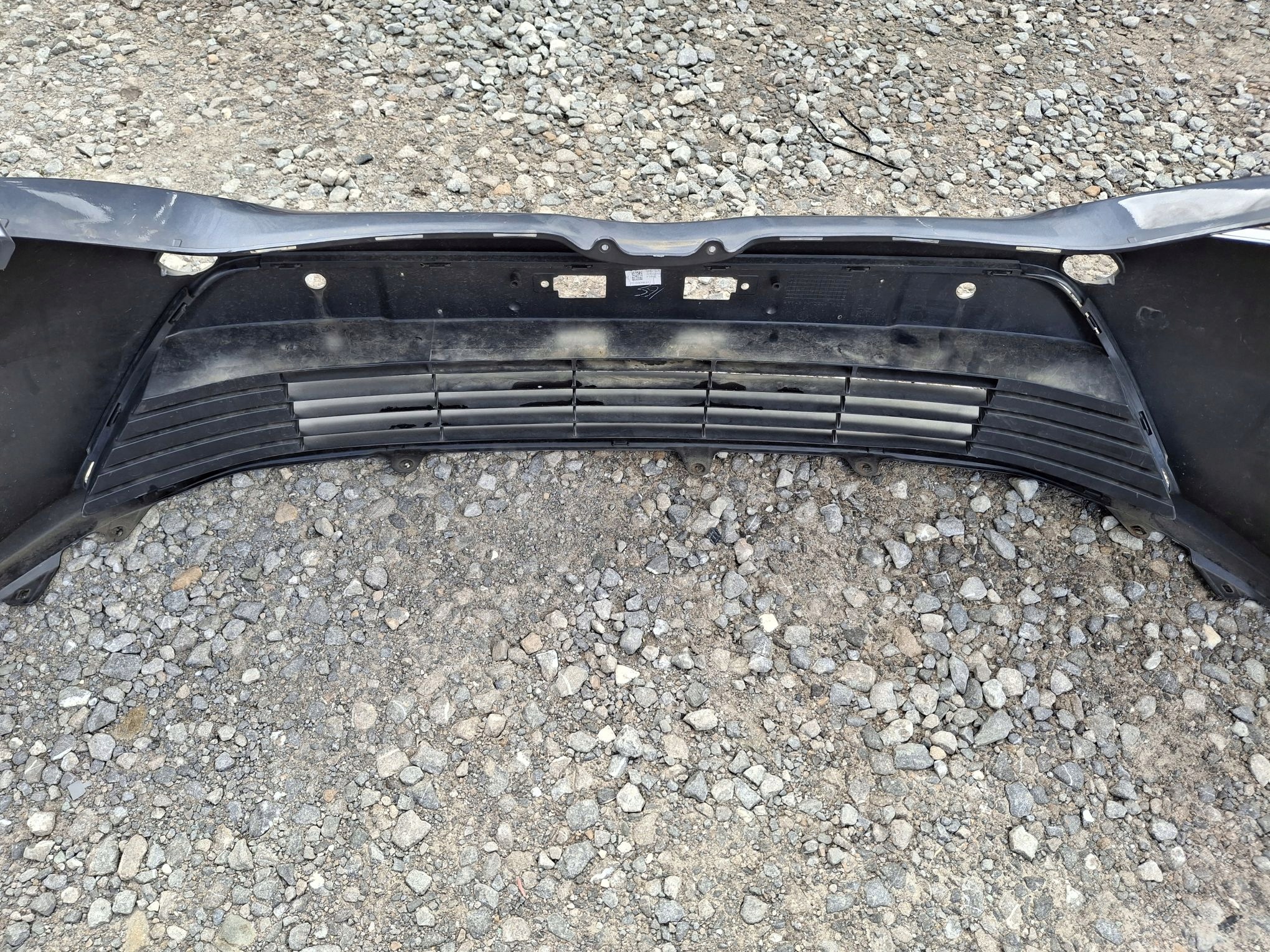 front bumper TOYOTA AVENSIS III LIFT 2011R->