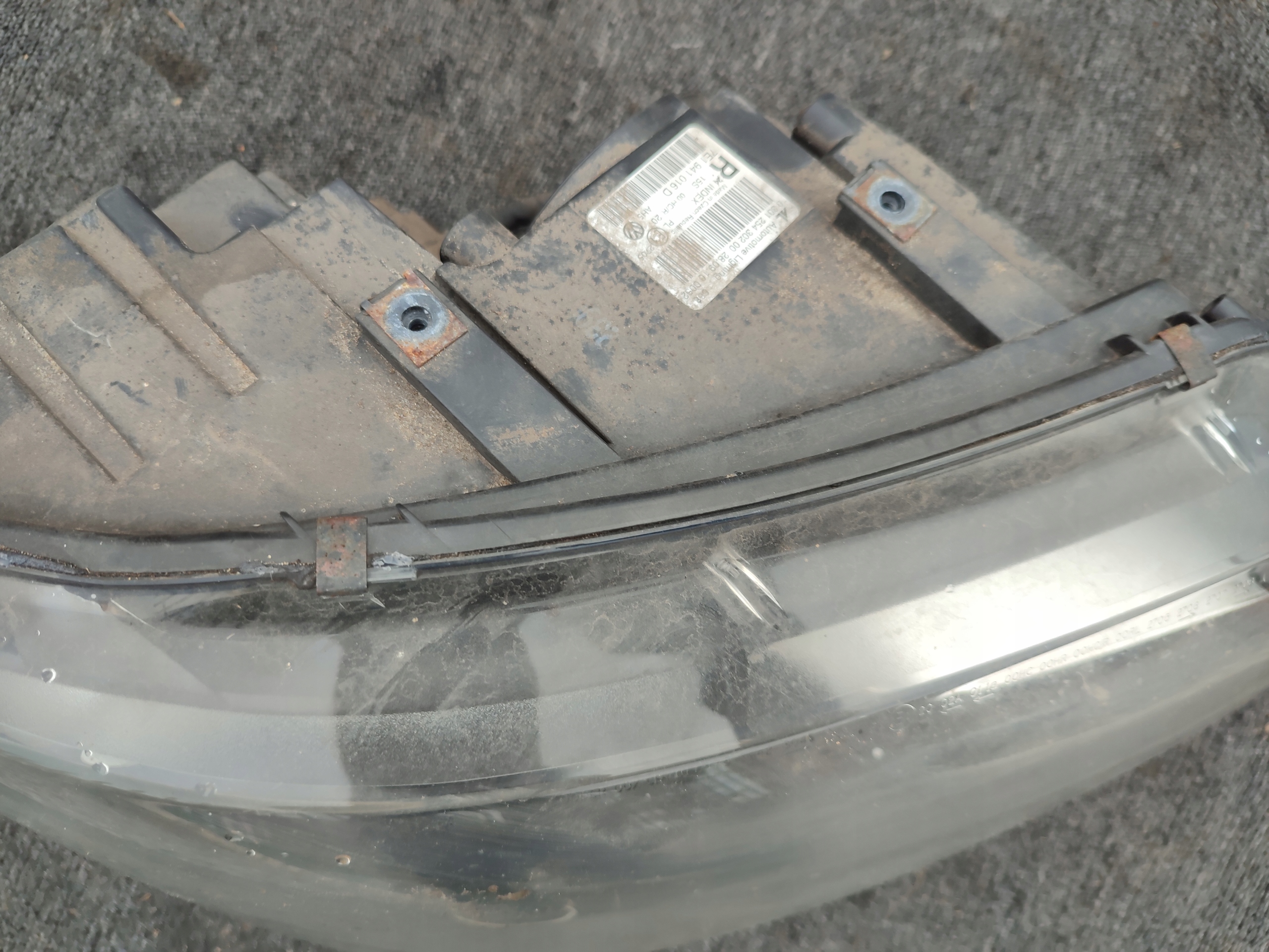 light front right VOLKSWAGEN TRANSPORTER T5 LIFT 09- 7E1941016D