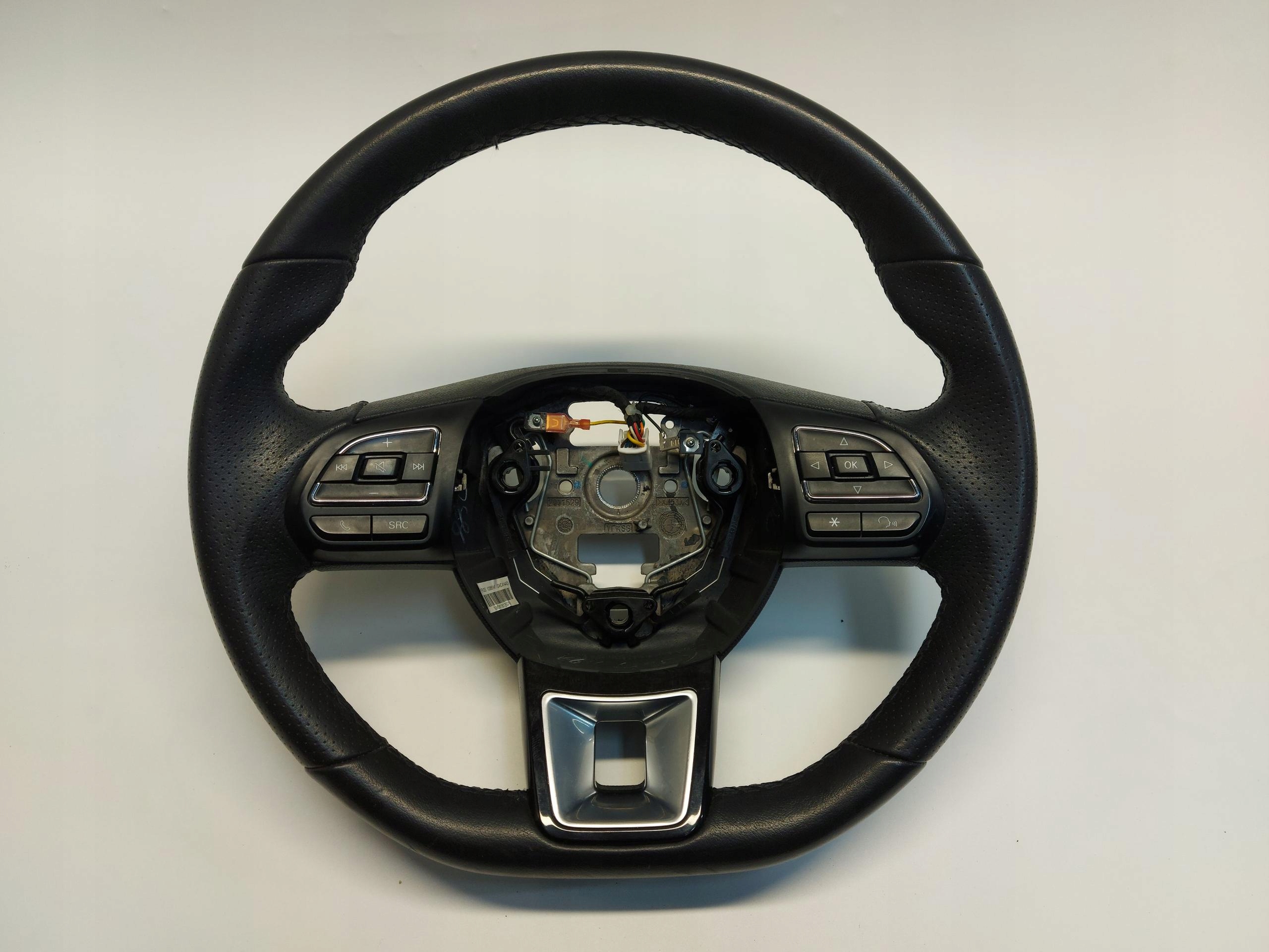 MG ZS lenkrad multimedialna Leder 10368141