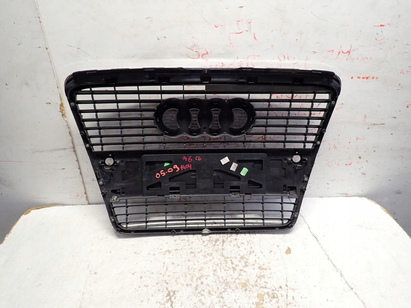 Grill AUDI A6 C6 2005-2009 4F0853651