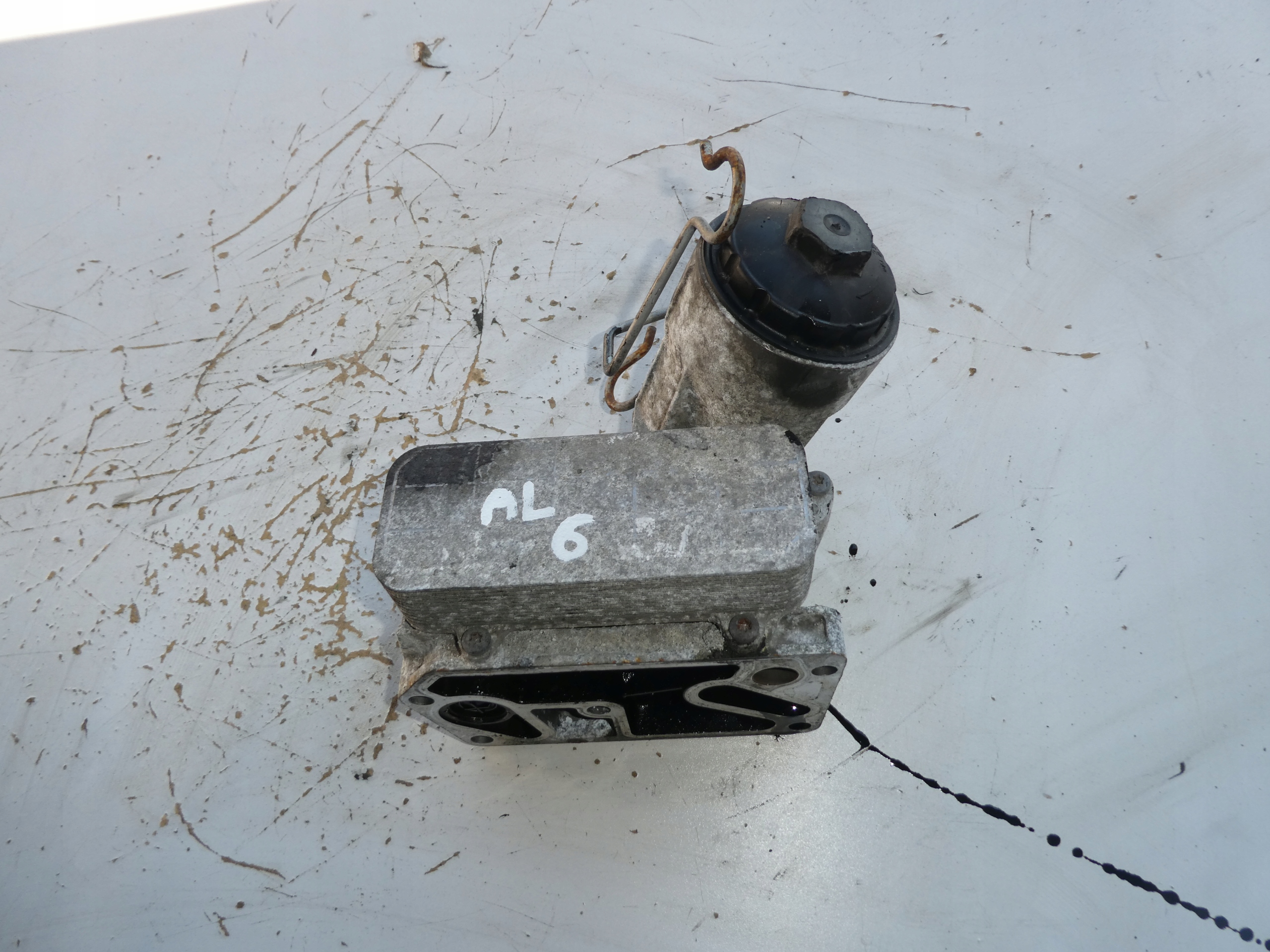 VW T5 2,5 TDI Ölfiltergehäuse 070115389E