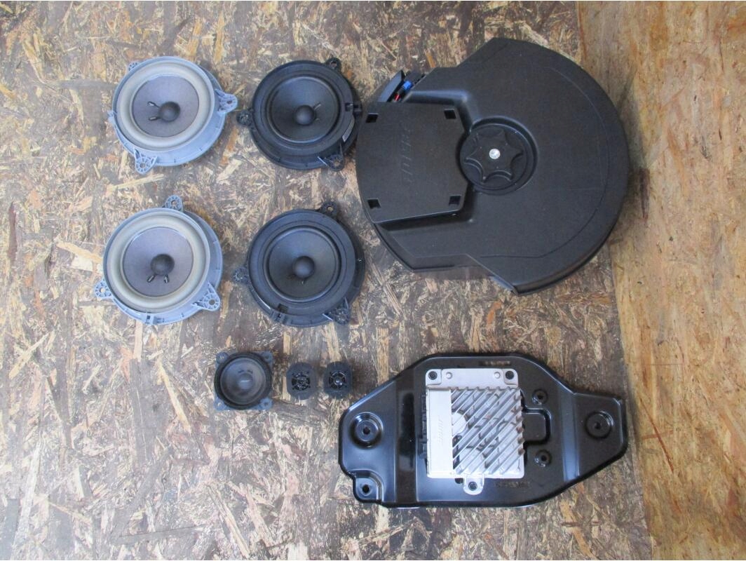 GŁOŚNIKI BOSE WZMACNIACZ KADJAR LIFT SUBWOOFER za 650 zł z pleszew