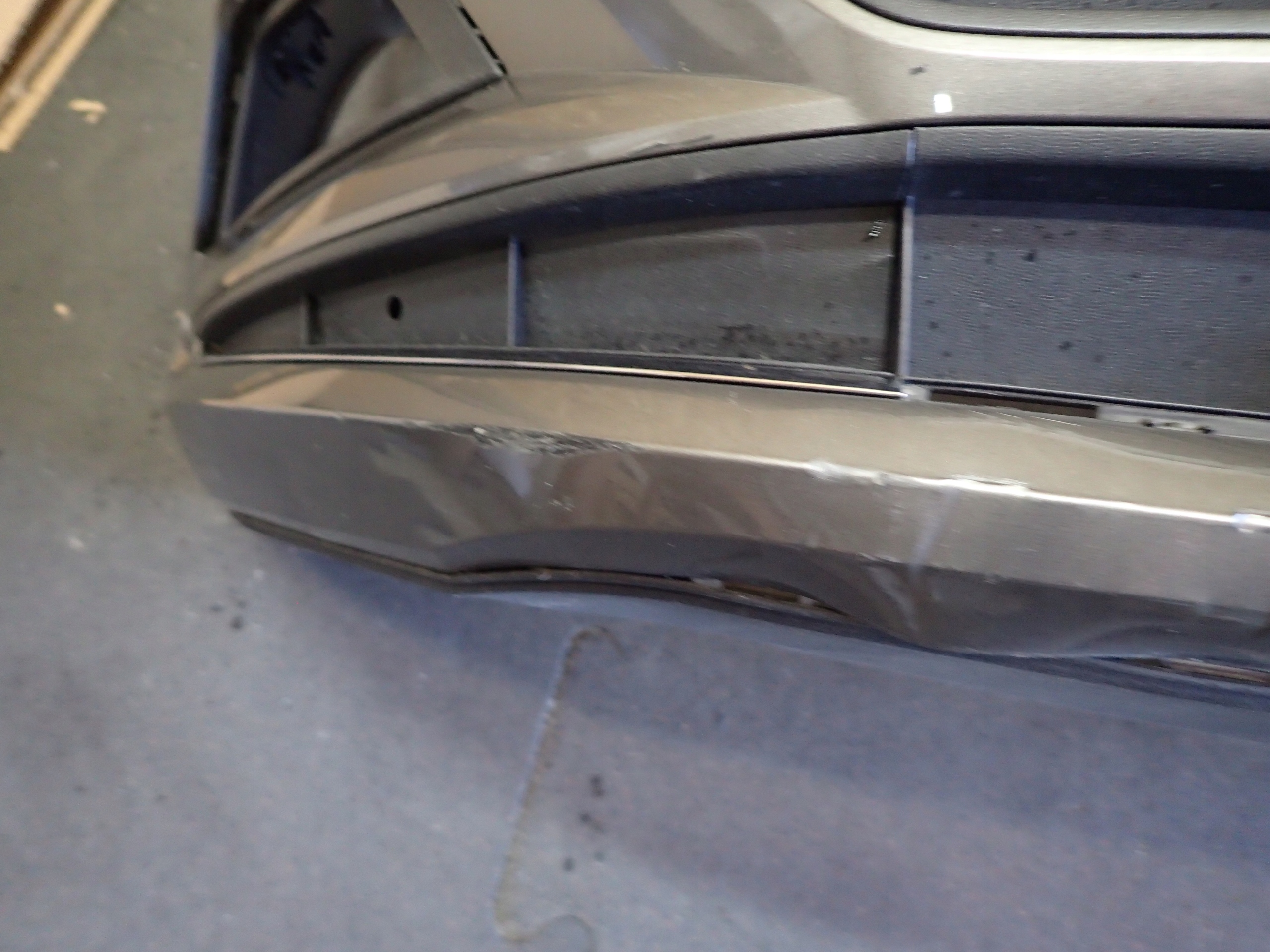 nárazník predok VW POLO 2G 17