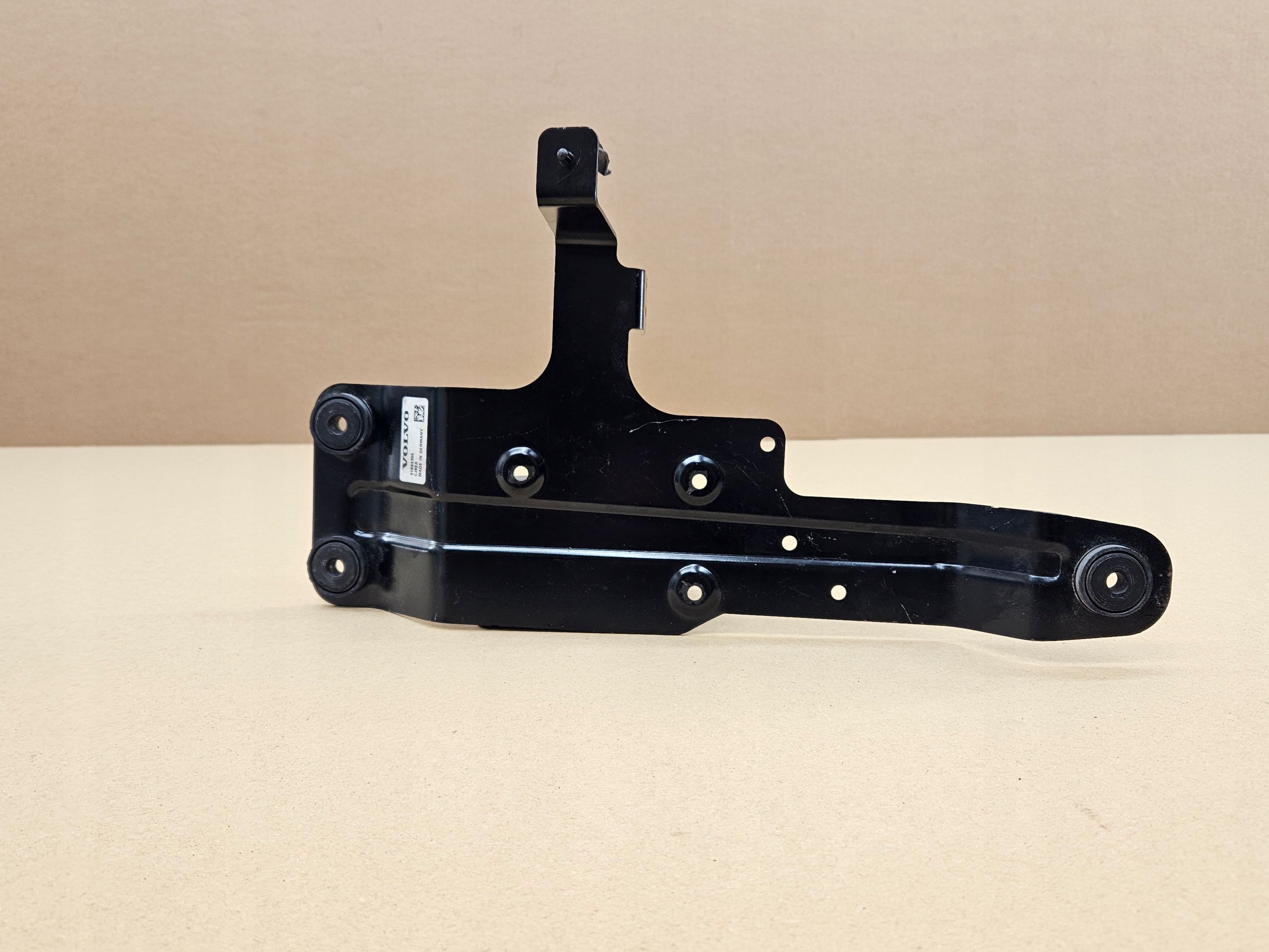 bracket holder VOLVO XC40