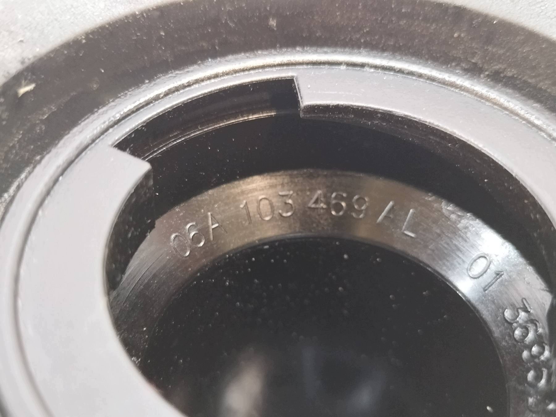 COPERCHIO PUNTERIE 06A103469AL 1.6 MPI Seat Altea e (2004- )