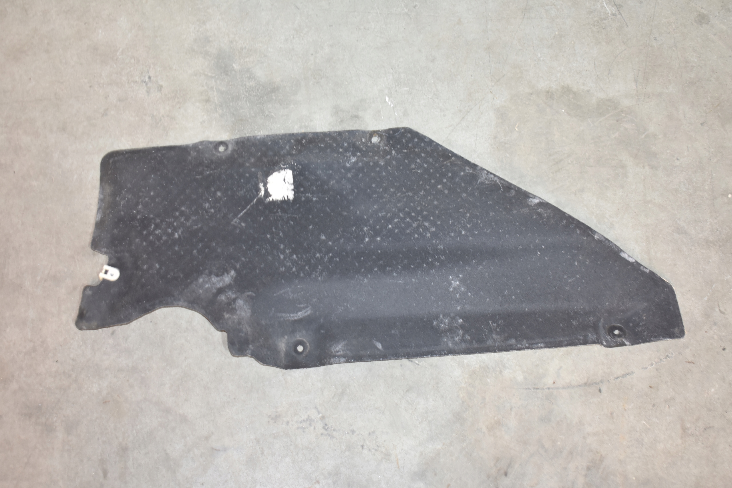 IDEALNA Blende Abdeckung TERMICZNA BMW G70 1