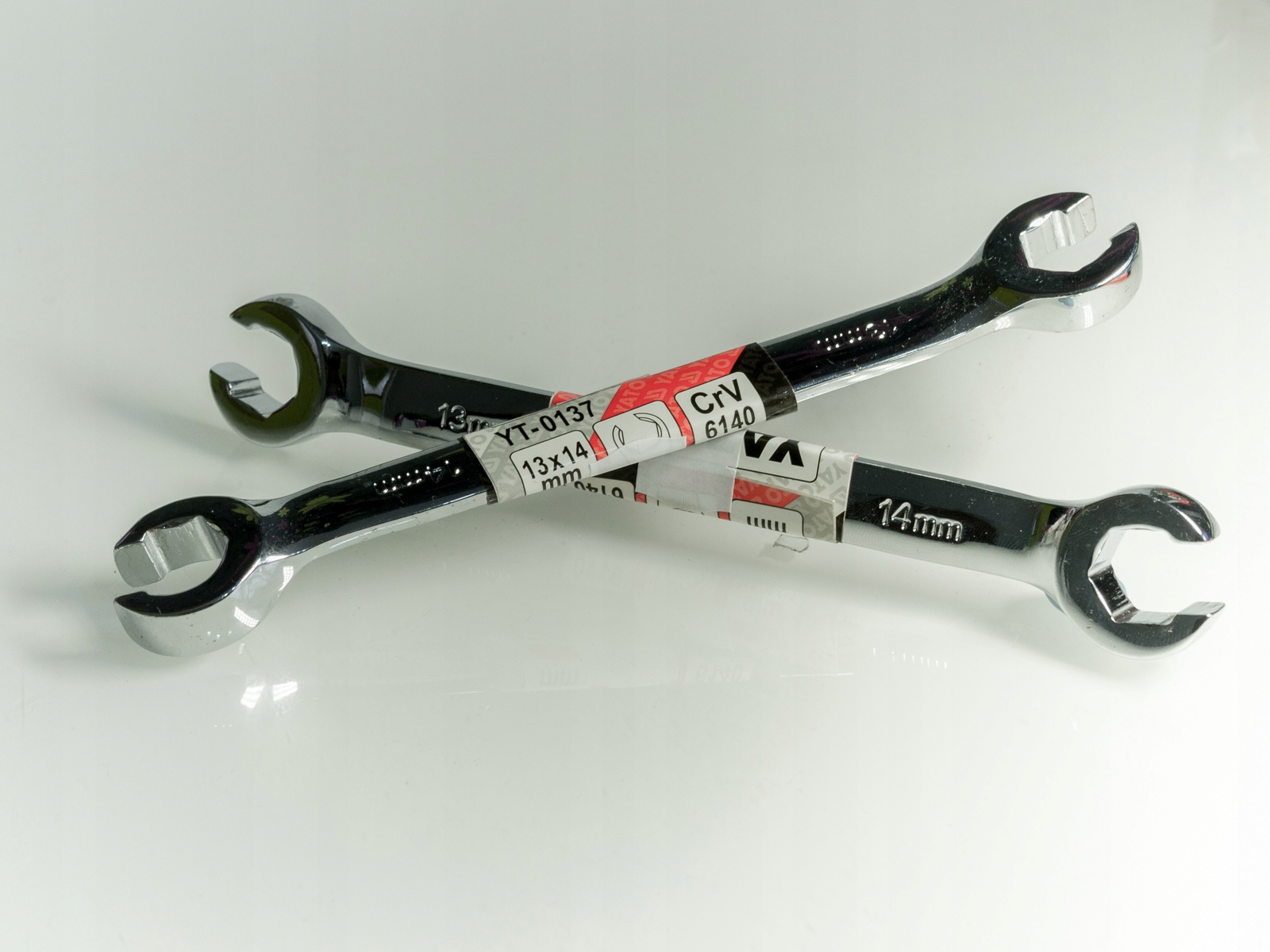 

Klucz *półotwarty 13 /14 do przewodów hamulcowych