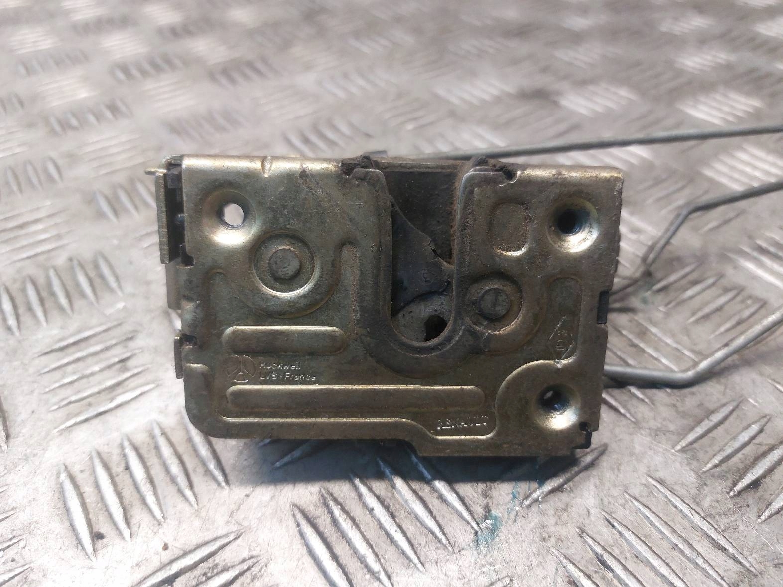 lock door left front handle lock cylinder OPEL MOVANO A 7700352488