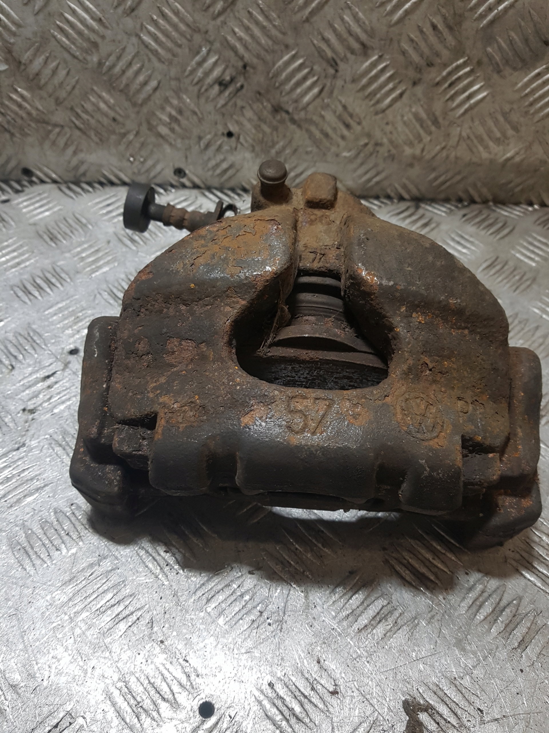 caliper brake right front front VOLKSWAGEN T4
