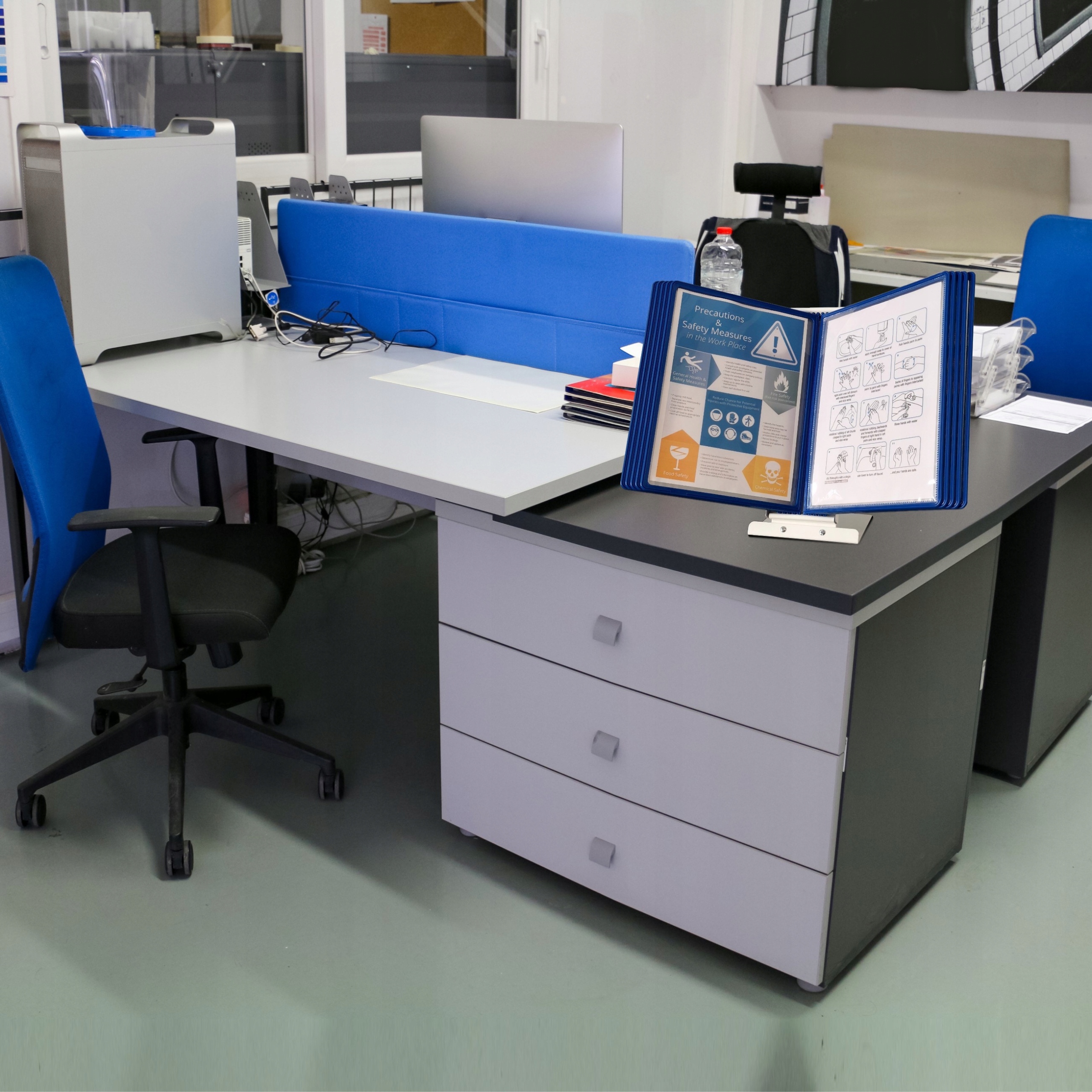 PANELE PREZENTACYJNE LEVIATAN A4 NIEBIESKI 10szt Waga produktu z opakowaniem jednostkowym 0.54 kg