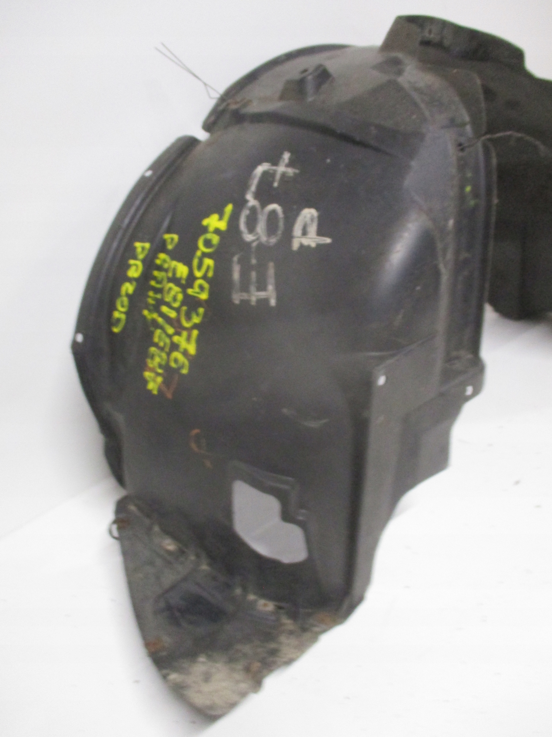 mudguard BMW 1 E87 right front 7059376