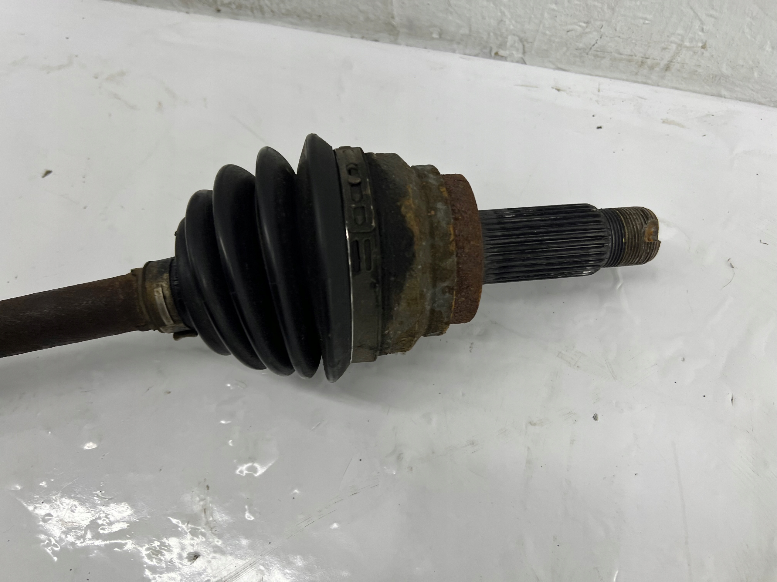 BMW X5 X6 E70 E71 3.0 D 286KM X-DRIVE semi-axis left front left front