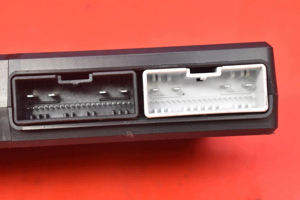 control unit module seat left front GJ32-14D600-CD RANGE ROVER 4 IV L405 12