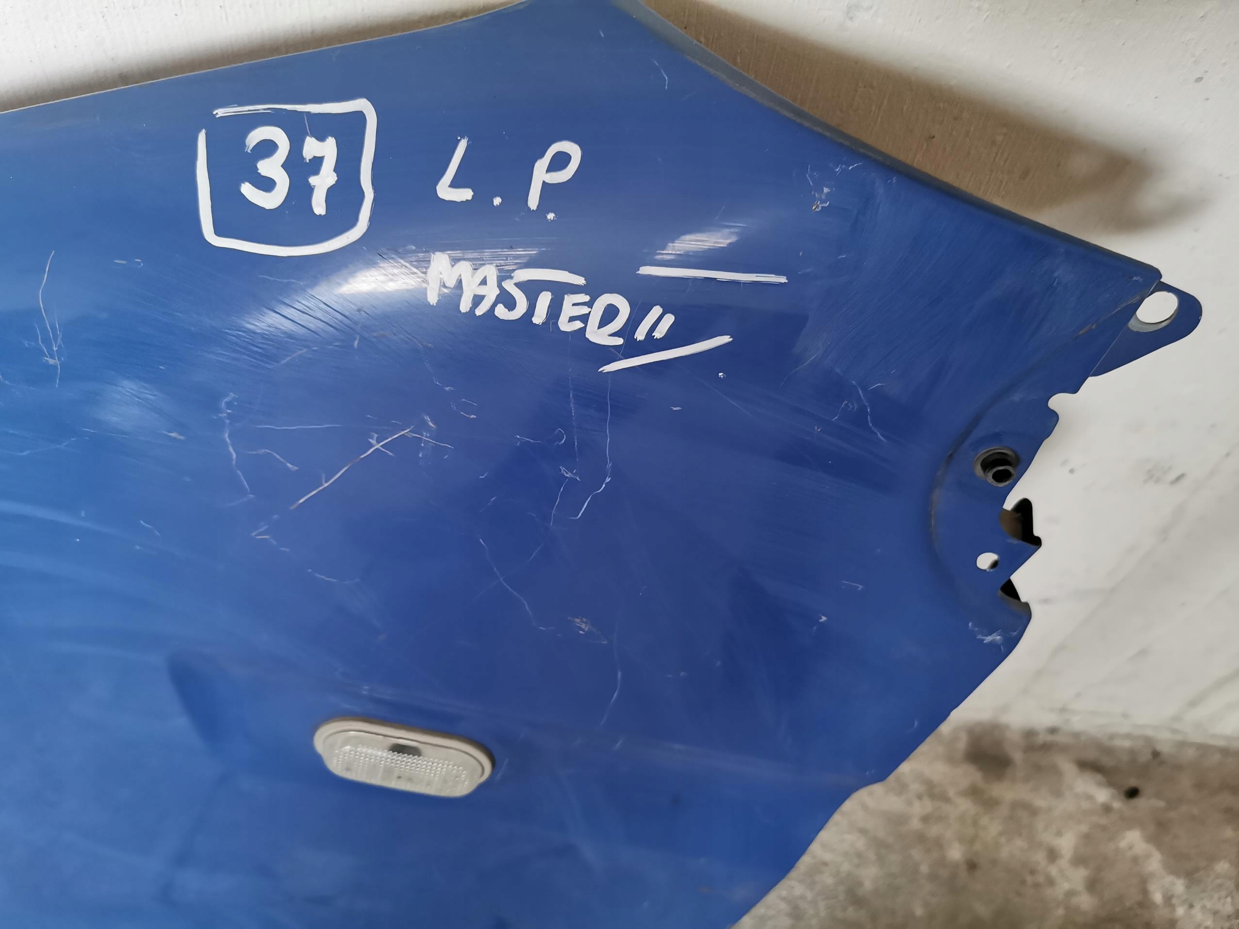 blatník levý předek RENAULT MASTER II 03-09