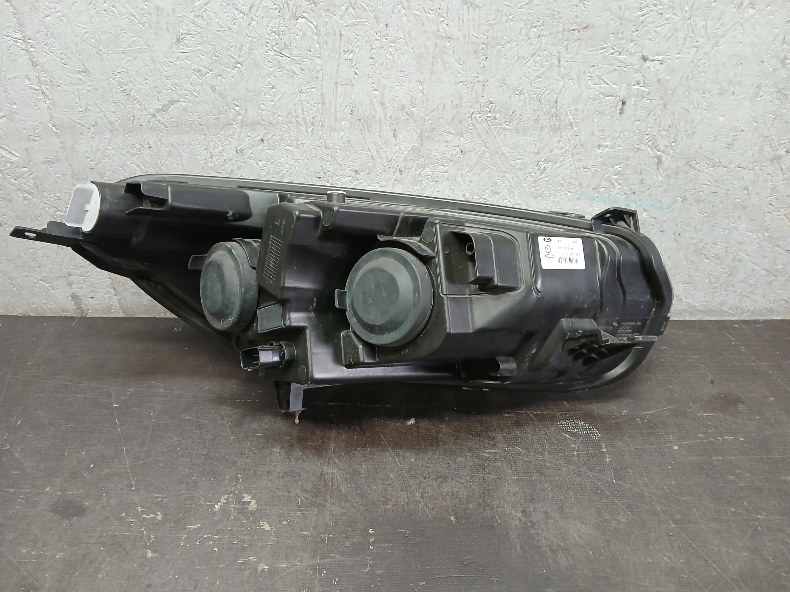 light front left FORD COURIER MK2 14-18 ET76 13W030 AK