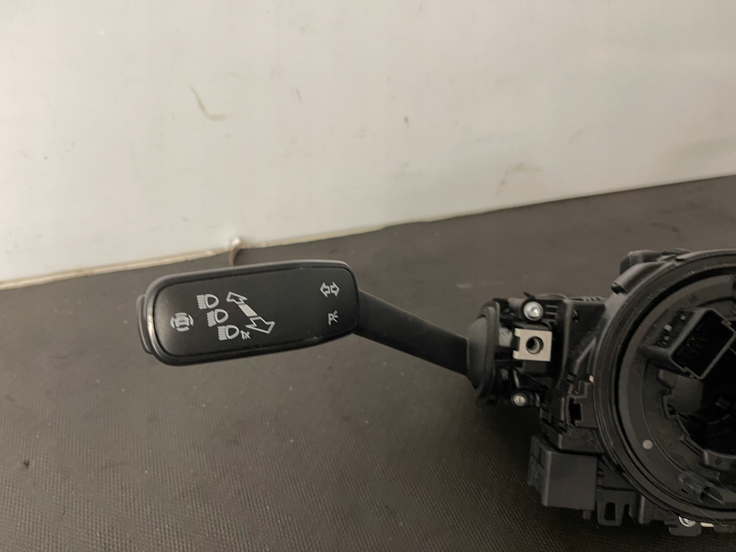VW PASSAT B8 FL control levers 5Q1953569F 5Q1953521GM