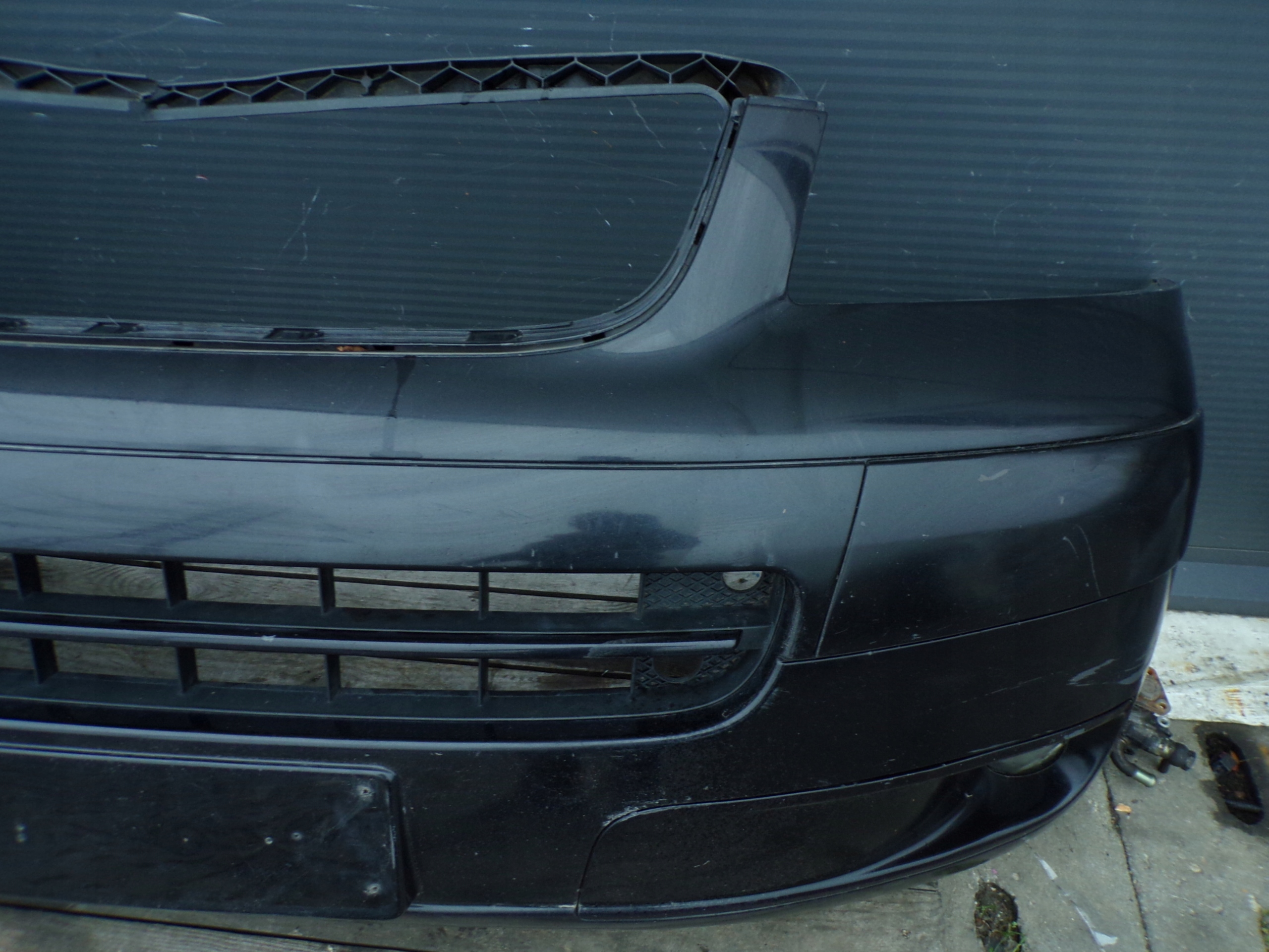 front bumper front VOLKSWAGEN TRANSPORTER T5 MULTIWAN CARAVELLE