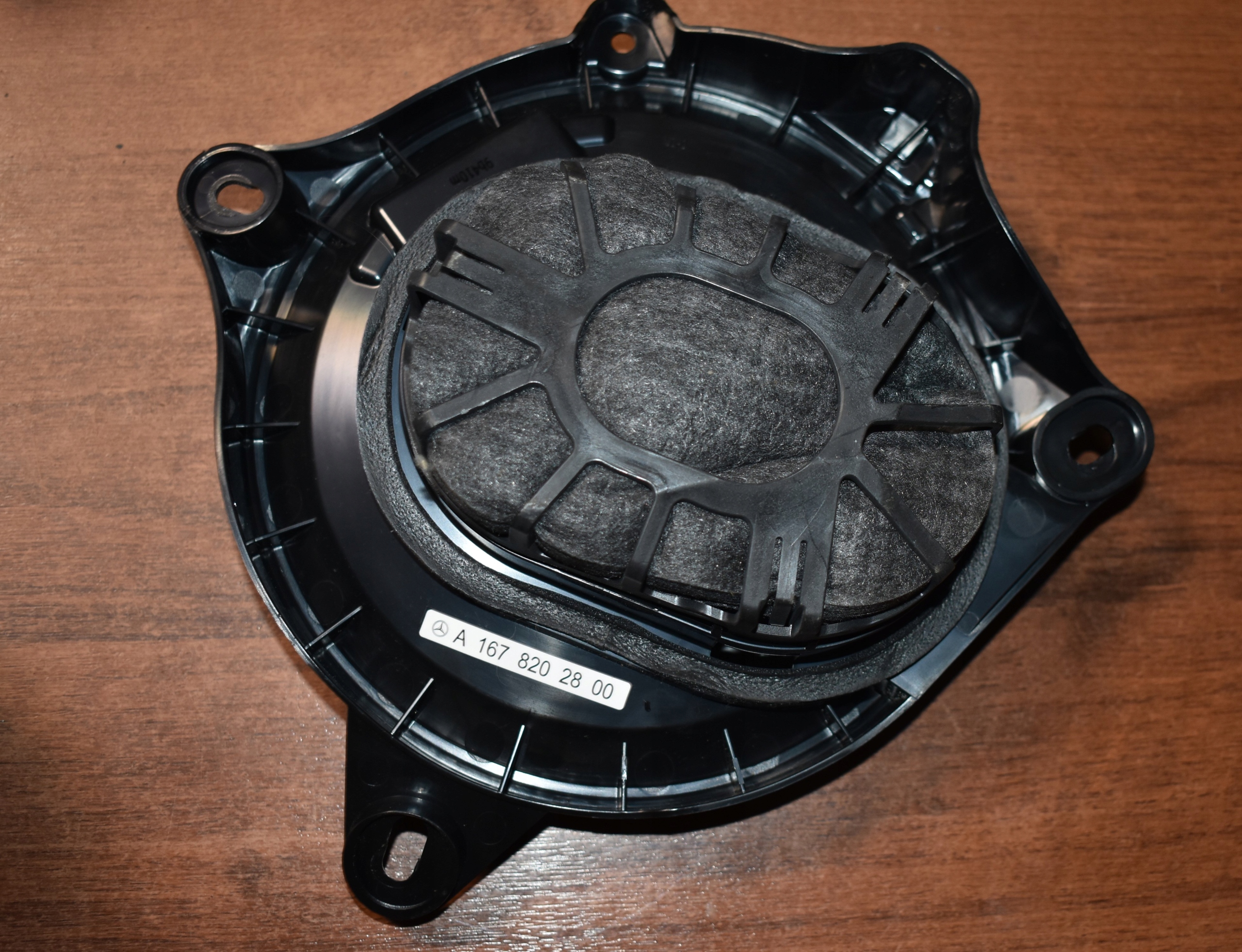IDEALNY speaker MERCEDES W167 1 9