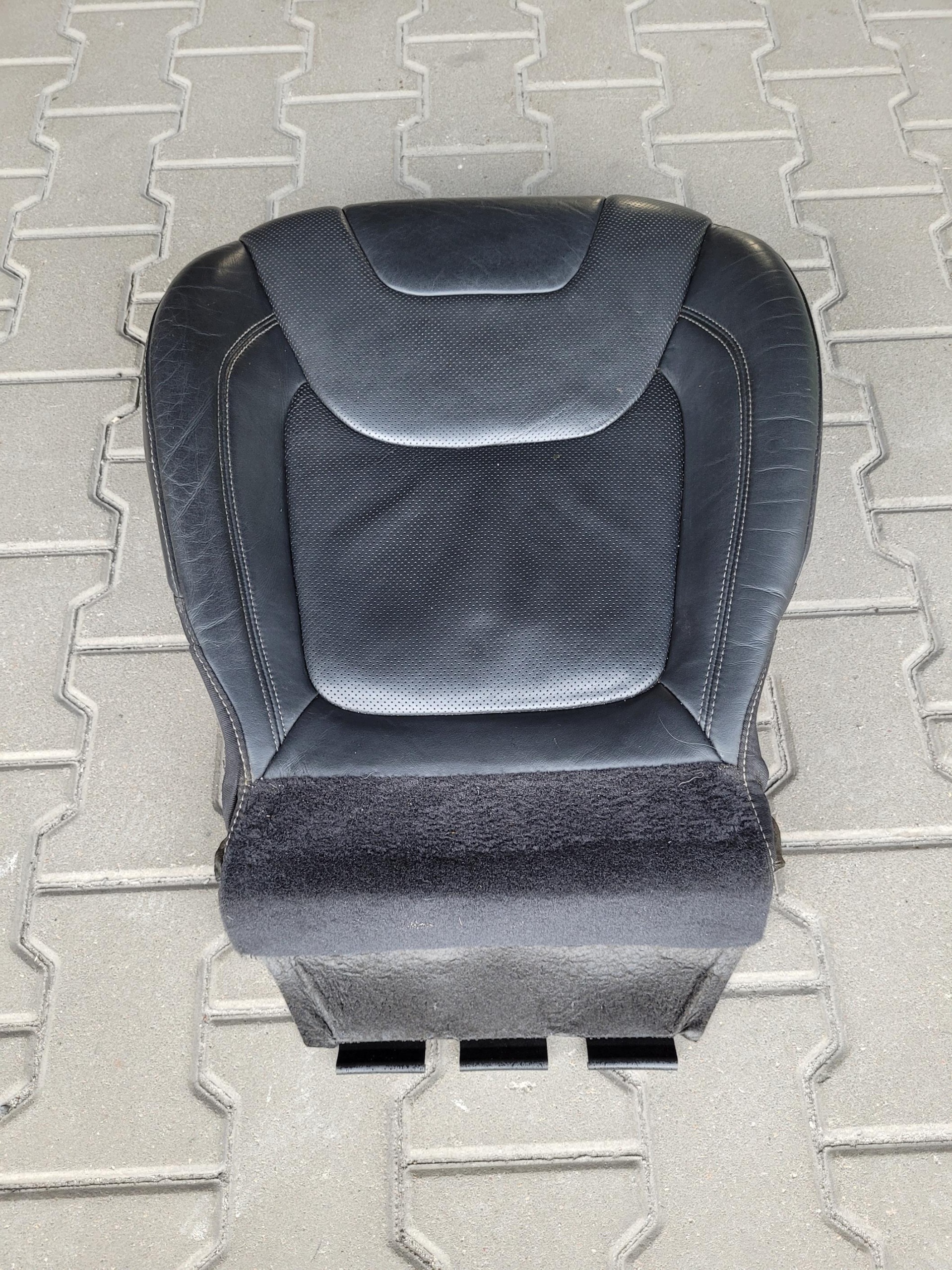 SIEDZISKO seat front left front left black, JEEP CHEROKEE V KL