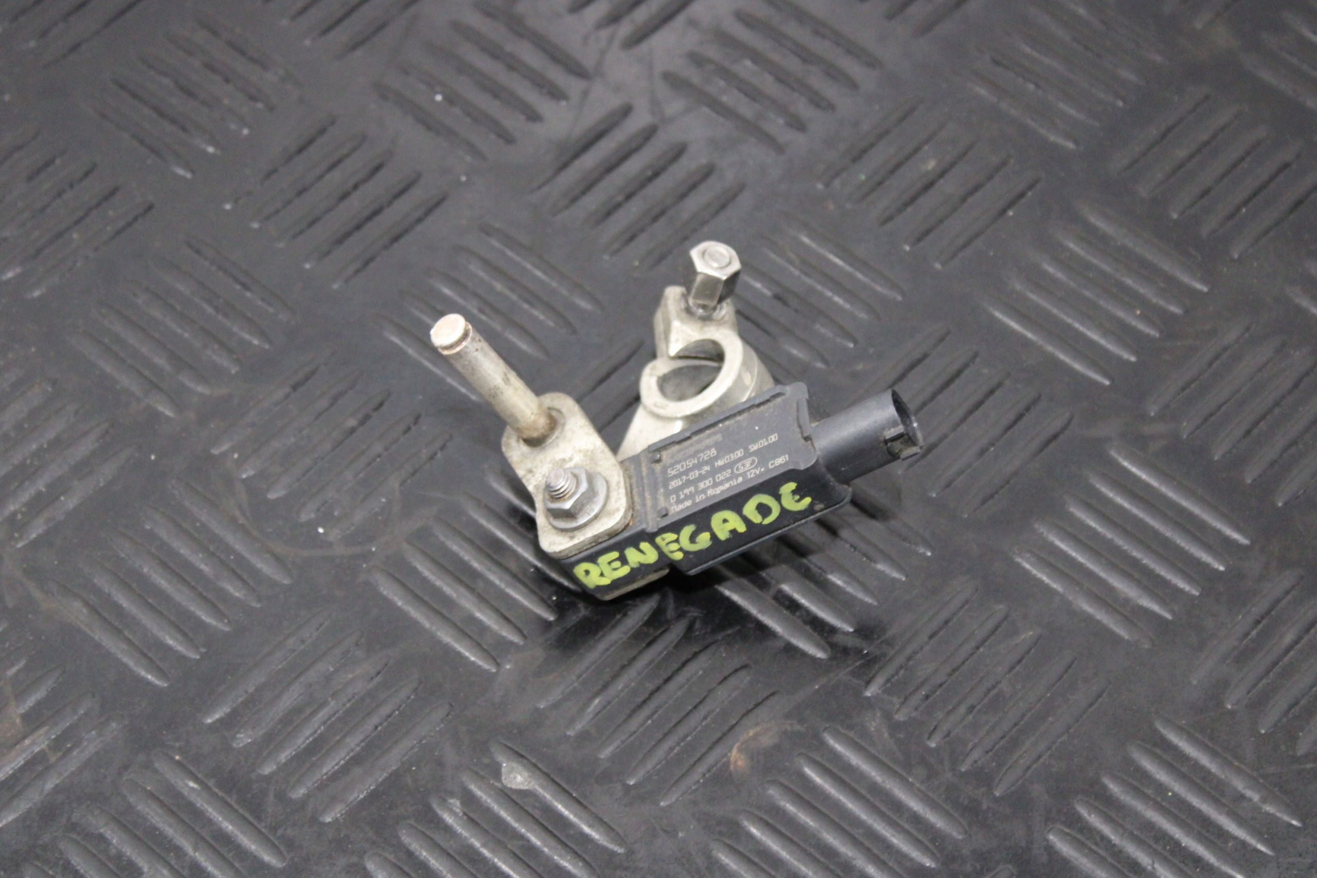 Klemme AKUMULATORA JEEP RENEGADE LIFT 52054728
