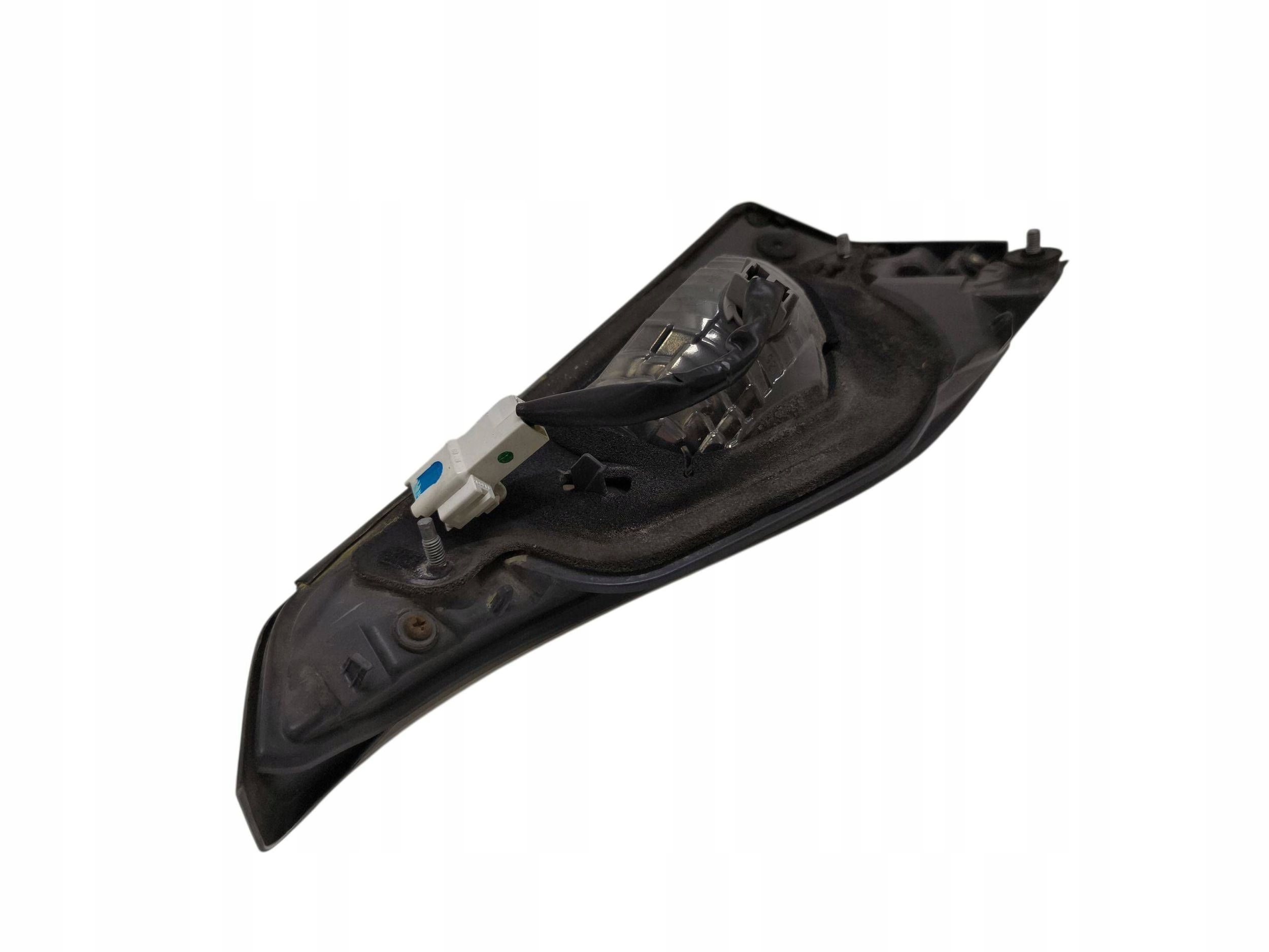 2011 lexus CT 200H фонарь в багажнике E1313037