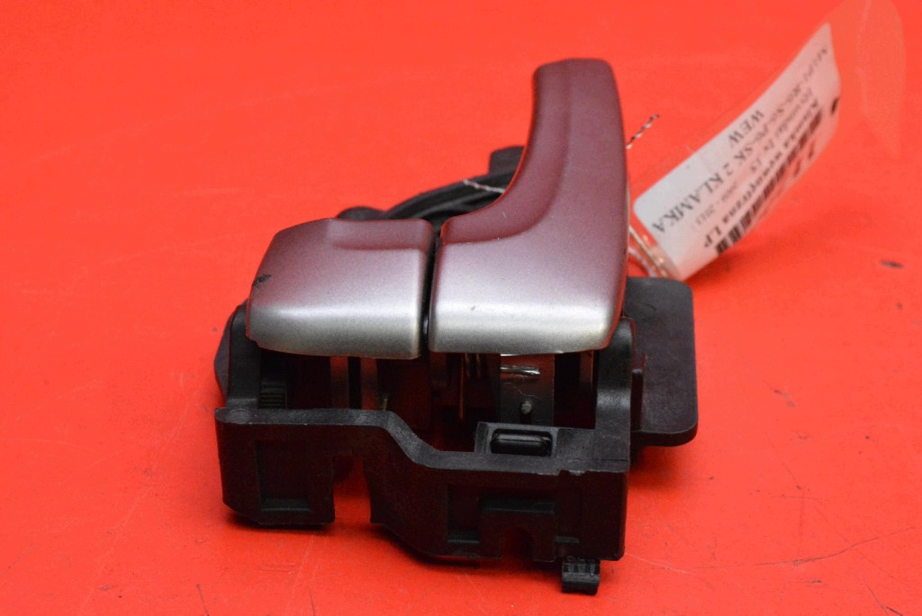 handle inner left front grey 82613-2S000 HYUNDAI IX35 1 and 09-13