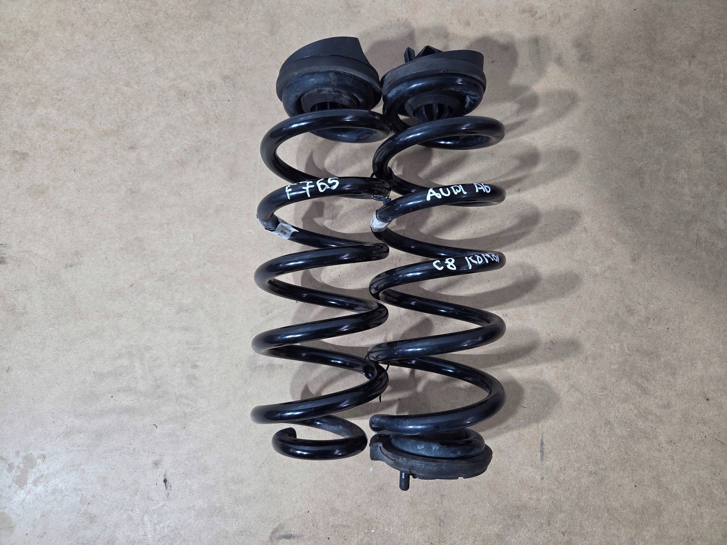 Audi A6 S6 C8 4K spring rear left and right 4K0511115 (F765)