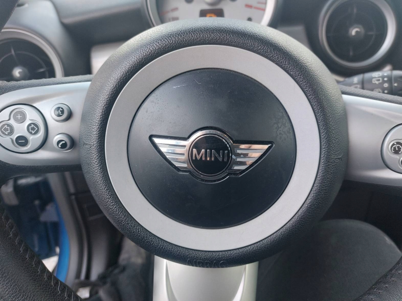 Montaggio airbag POSTRZALOWY MINI CLUBMAN e MINI