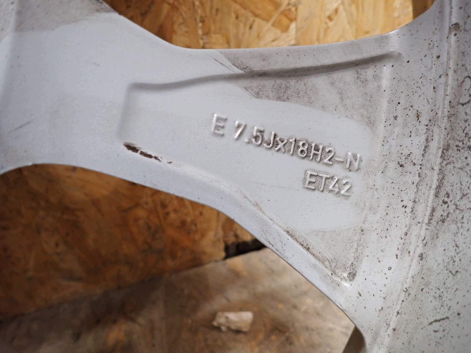 disk hliníkový AUDI A3 8Y 5X112 18" 7,5J ET42 8Y0601025CQ