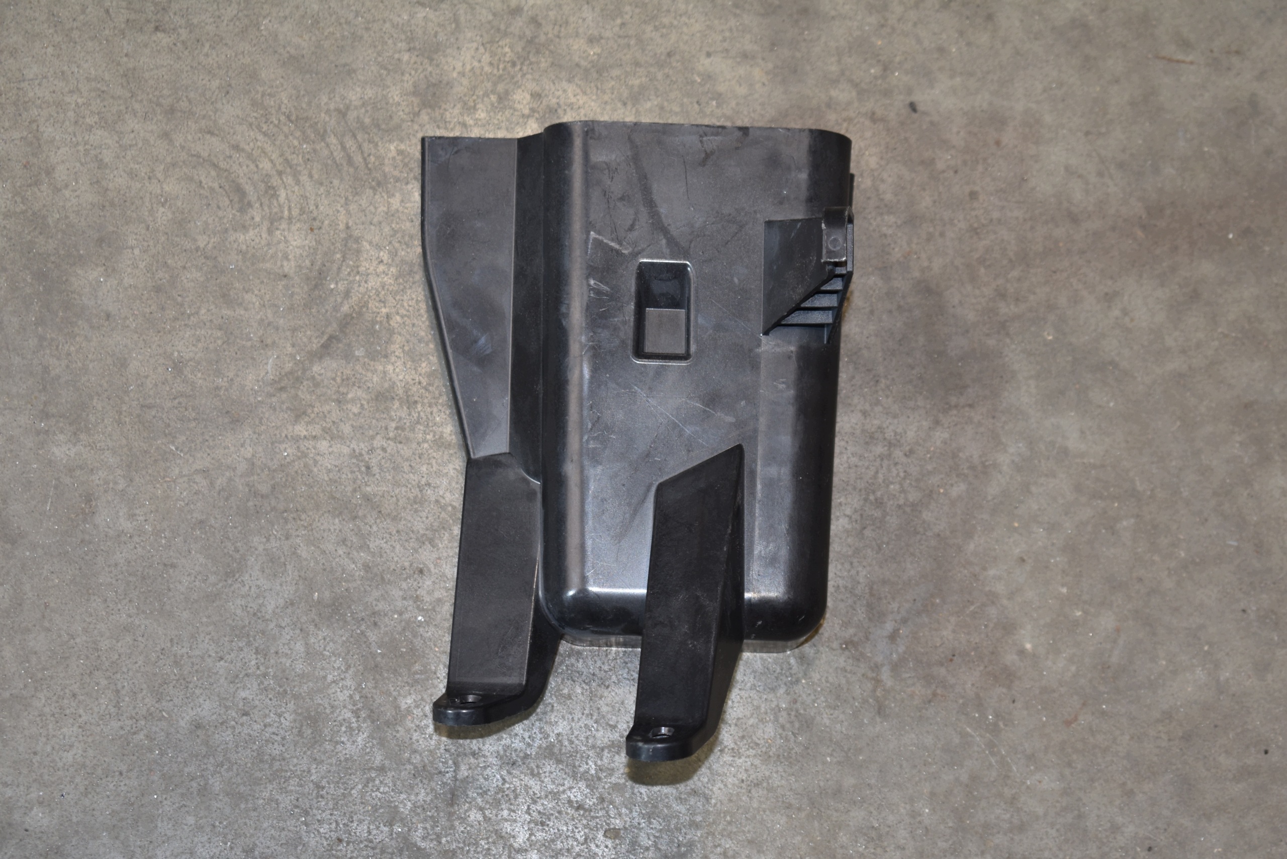 perfect condition cover compartment MODULU MERCEDES GLS X167 1
