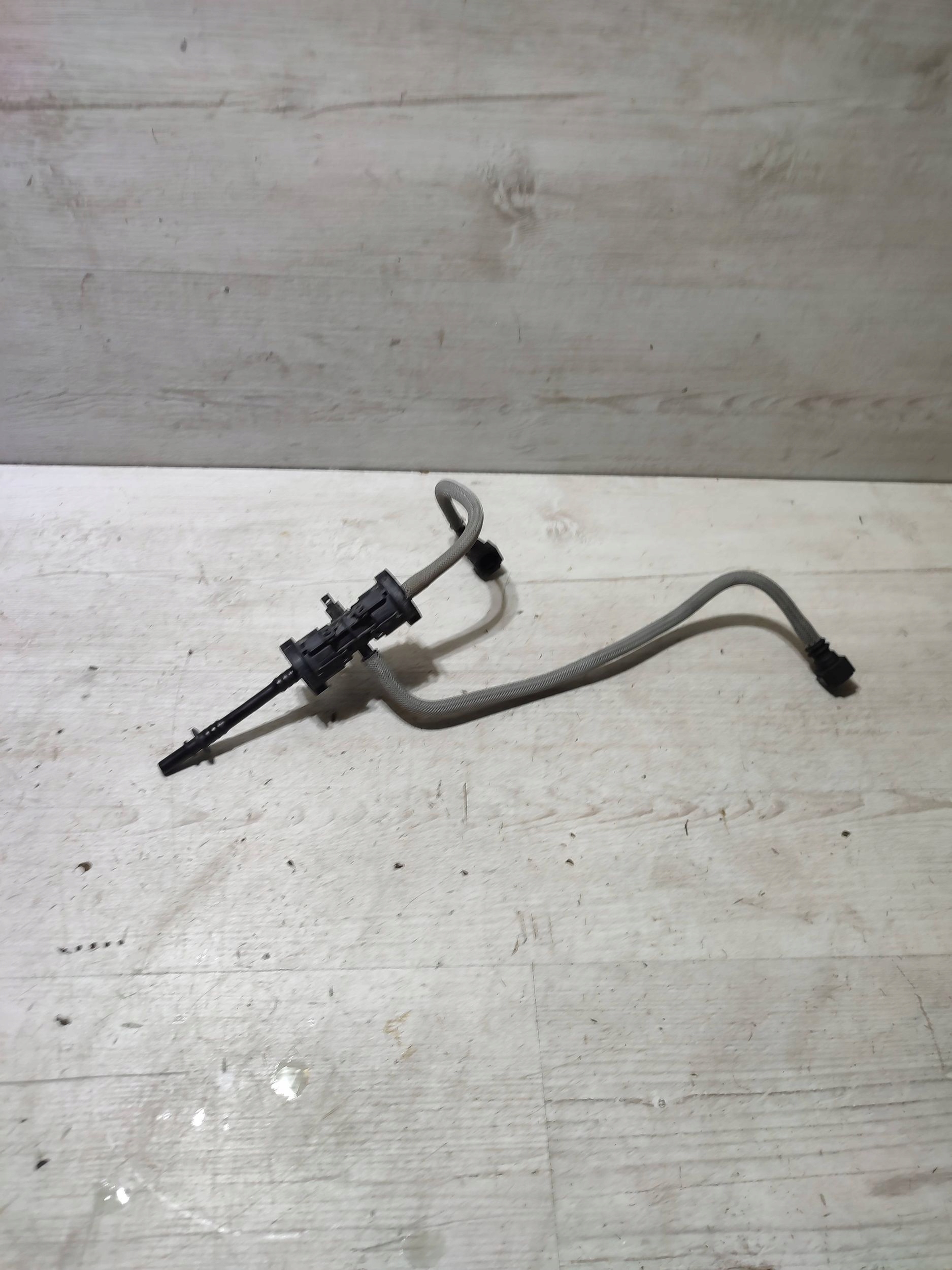 Peugeot 2008 and 2018 fuel line