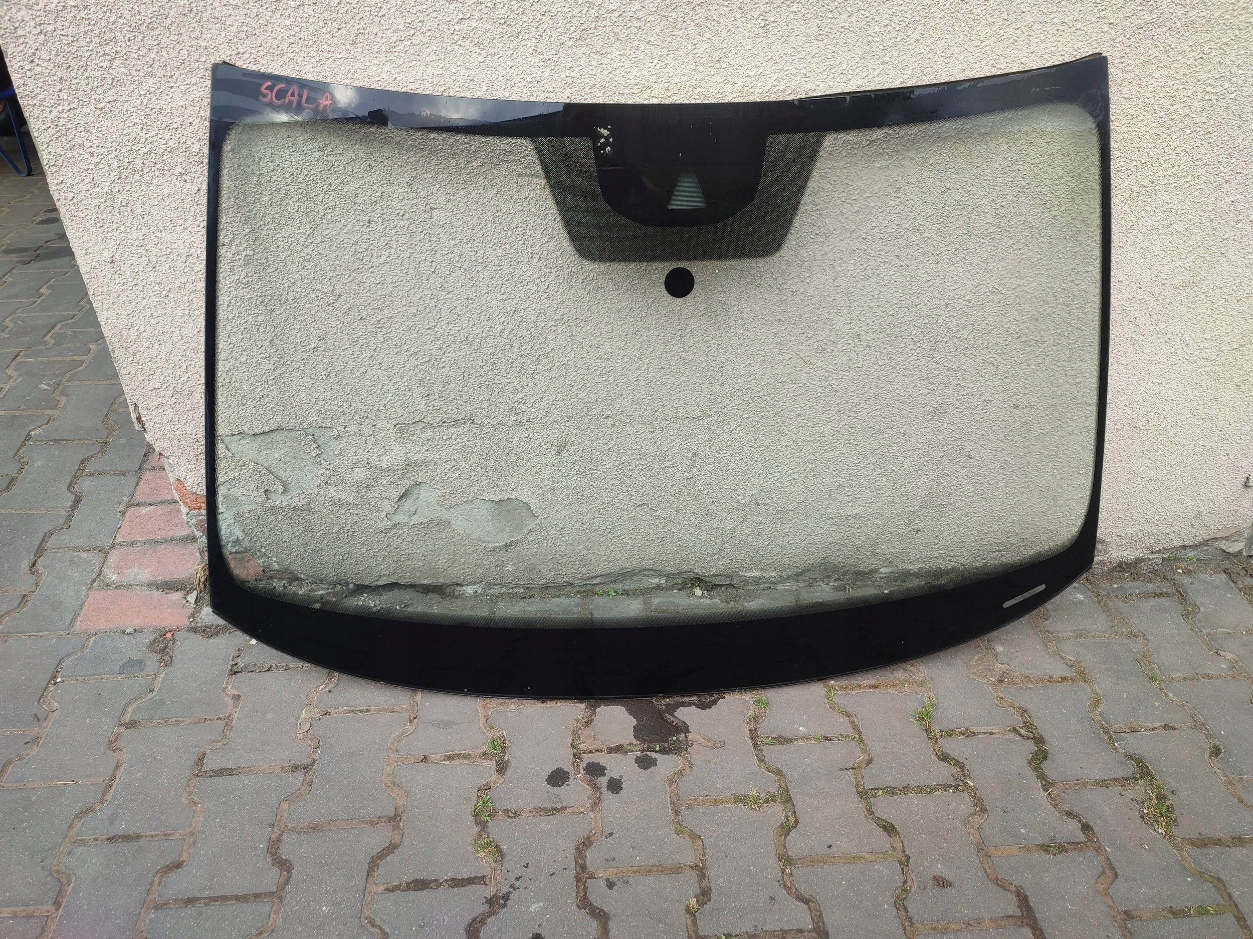Skoda Scala 2020 window front / iron