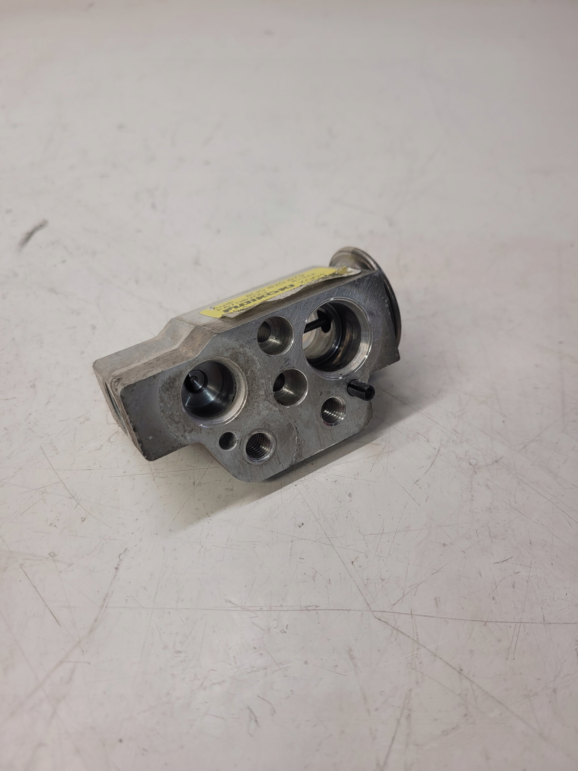 SENSOR ROZPREZNY KLIMAANLAGE AUDI Q3 8U 8U0820679