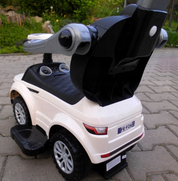 JEŹDZIK PCHACZ AUTKO AUTO SAMOCHÓD DZIECI Marka inna