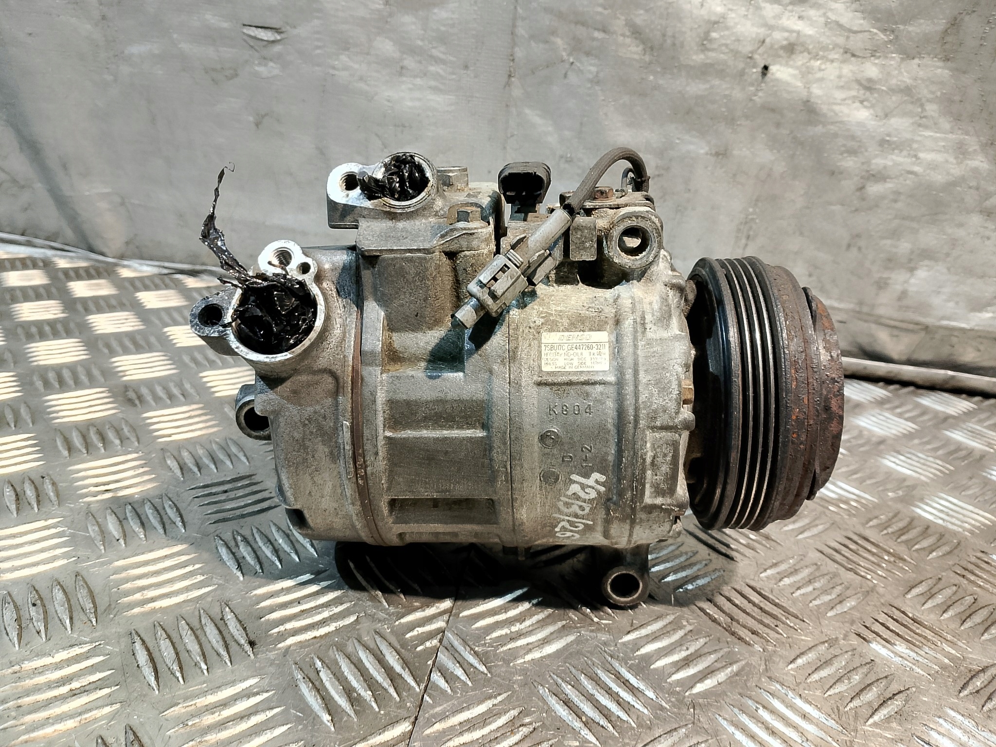compressor compressor; of the air conditioning BMW E60 3.0 D DENSO GE447260-3211