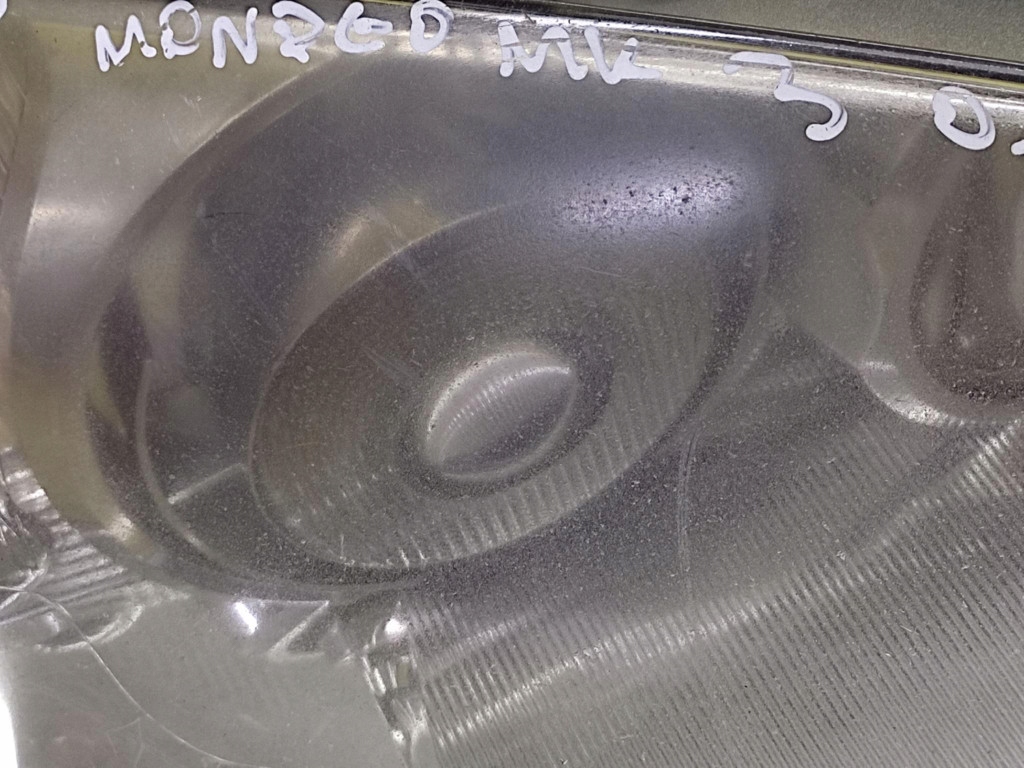 FORD MONDEO MK3 REFLEKTOR light right front 0301174672