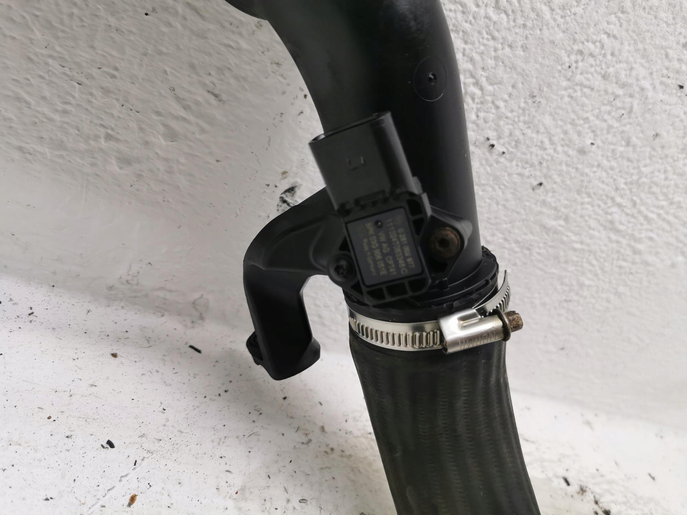 pipe wiring air VW TIGUAN and 2.0 TDI 140KM