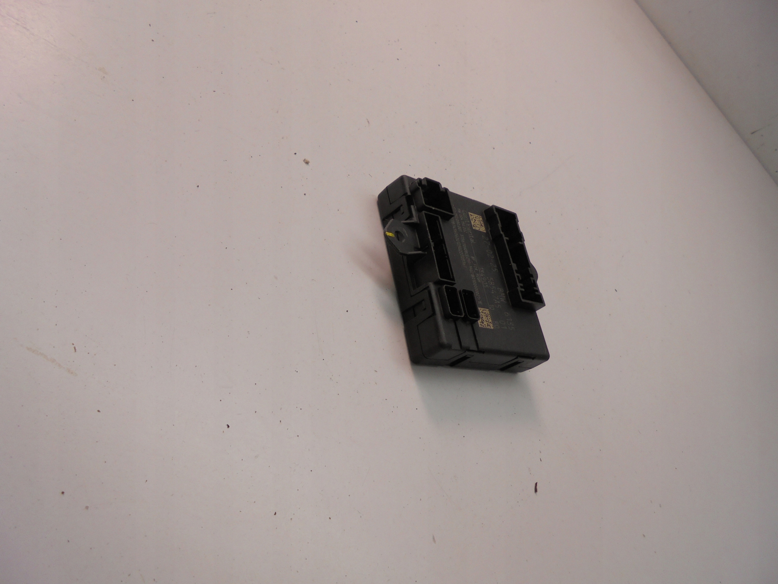 2025 BMW X1 U11 Moduł drzwi 5B547A5