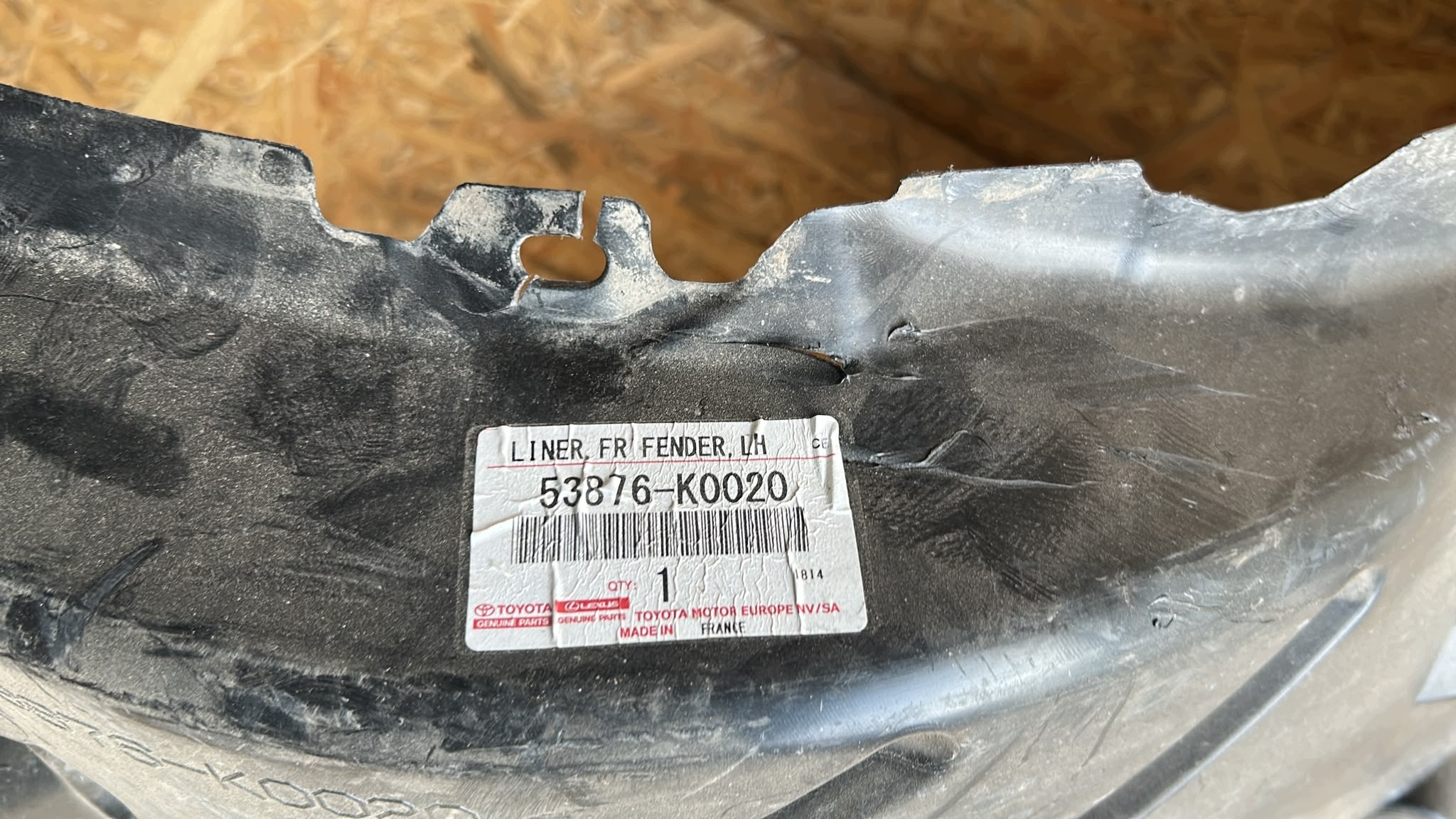 mudguard left left front front TOYOTA YARIS IV 20