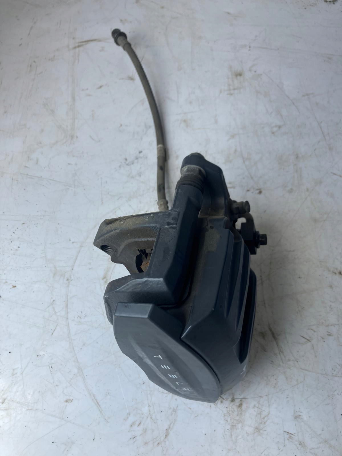 caliper brake TESLA MODEL S left rear part MANDO