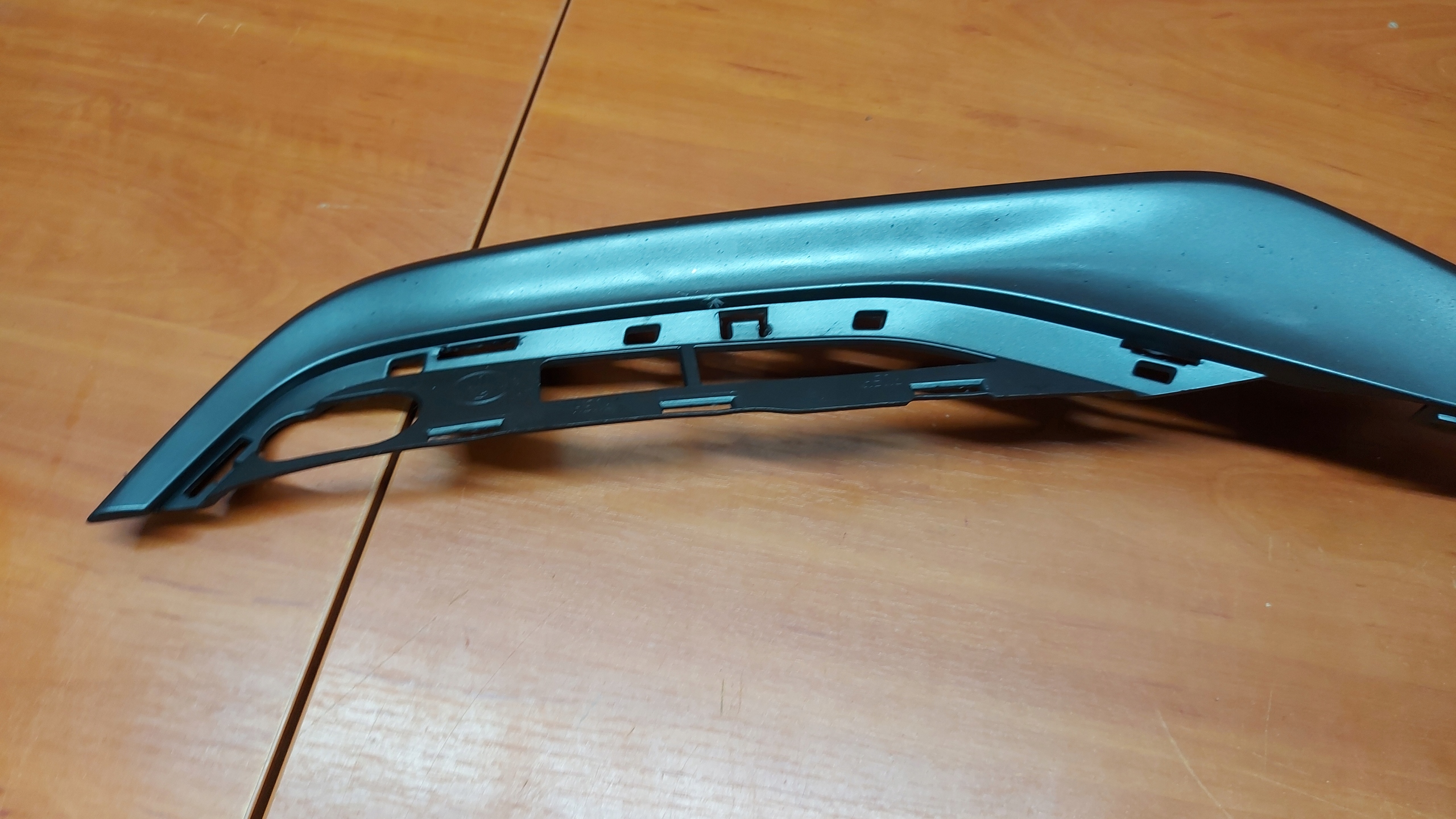 moulding grid of a bumper left left front front VOLVO S60 V60 13-17