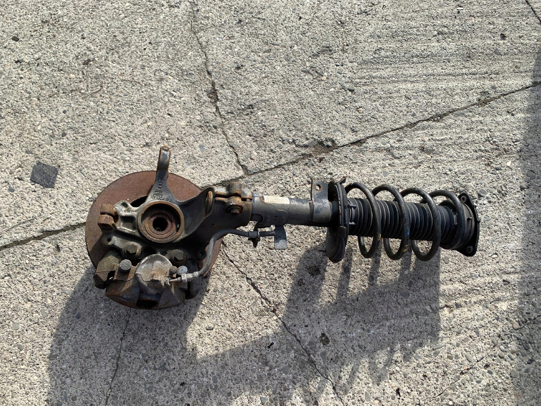 # McPherson swing left front FORD FOCUS MK3