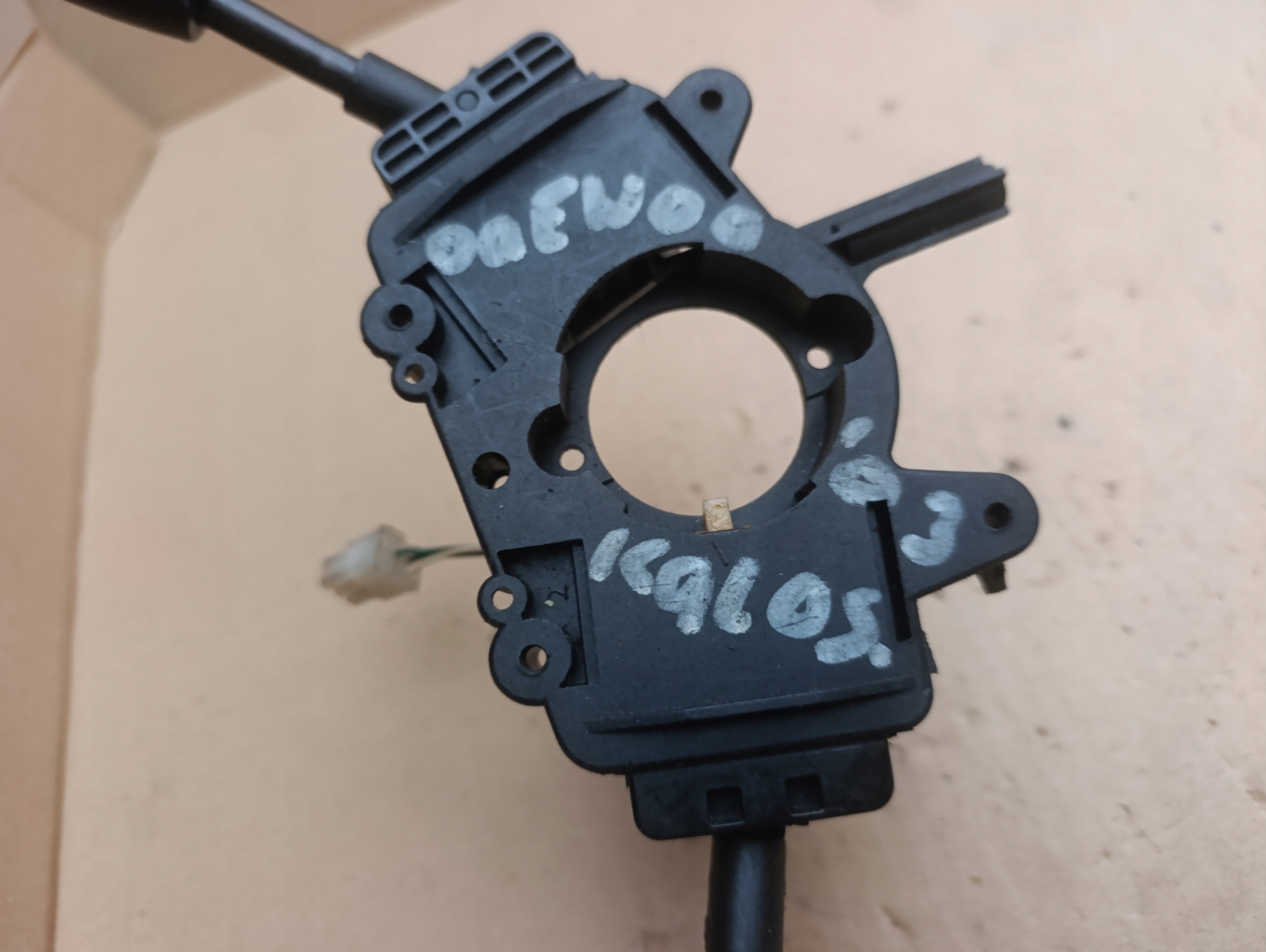 steering wheel levers and controls Daewoo Kalos