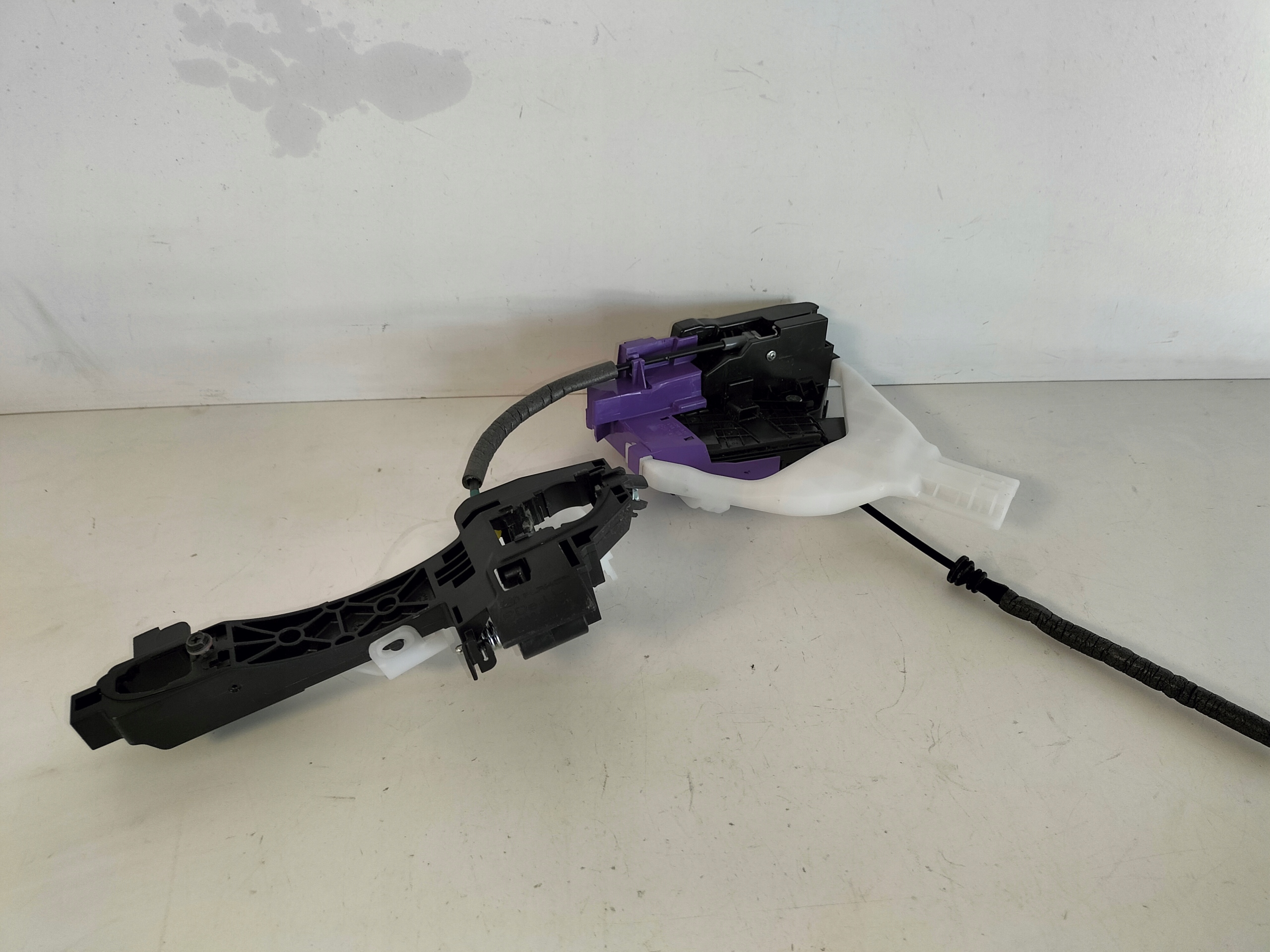 lock door rear part left HYUNDAI I30 III 17