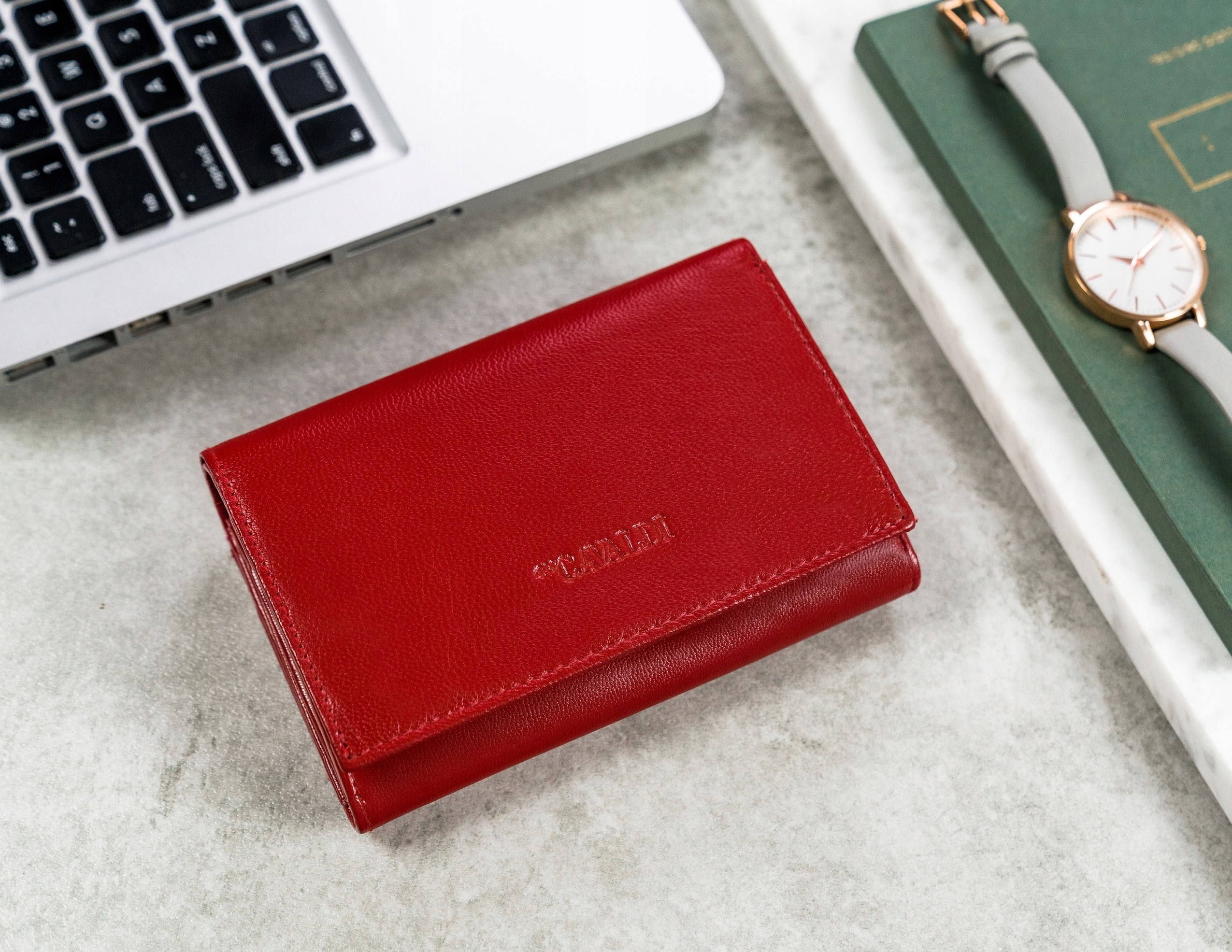 Zachwycający portfel damski skórzany HQ RFID Orientacja pozioma