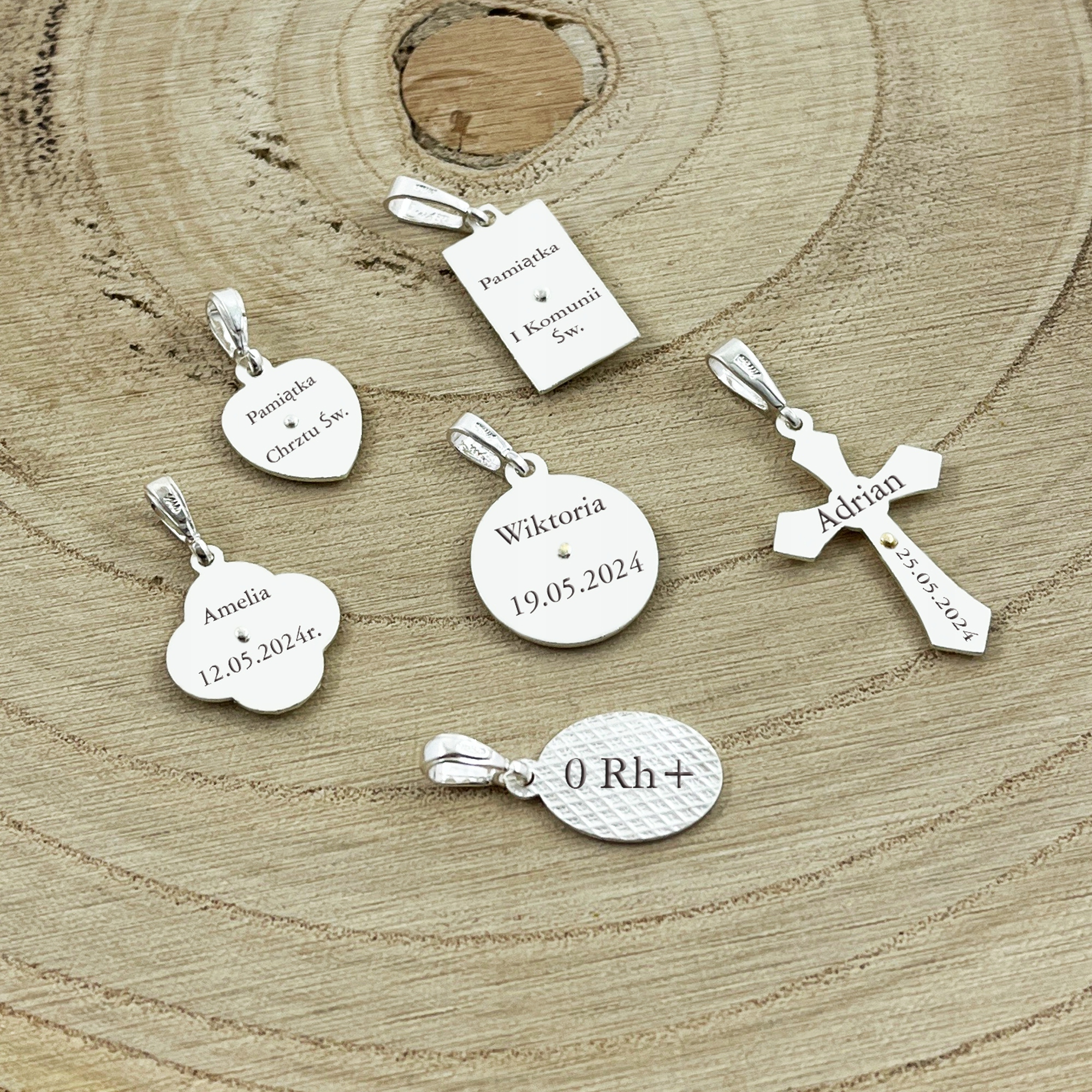 SREBRNY ŁAŃCUSZEK SINGAPUR + MEDALIK 925 MATKA BOSKA KARMIĄCA + GRAWER 35CM Materiał Srebro