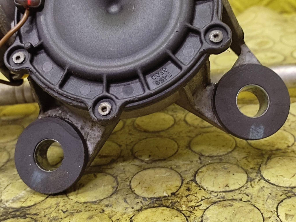 OPEL VECTRA C wiper mechanism front